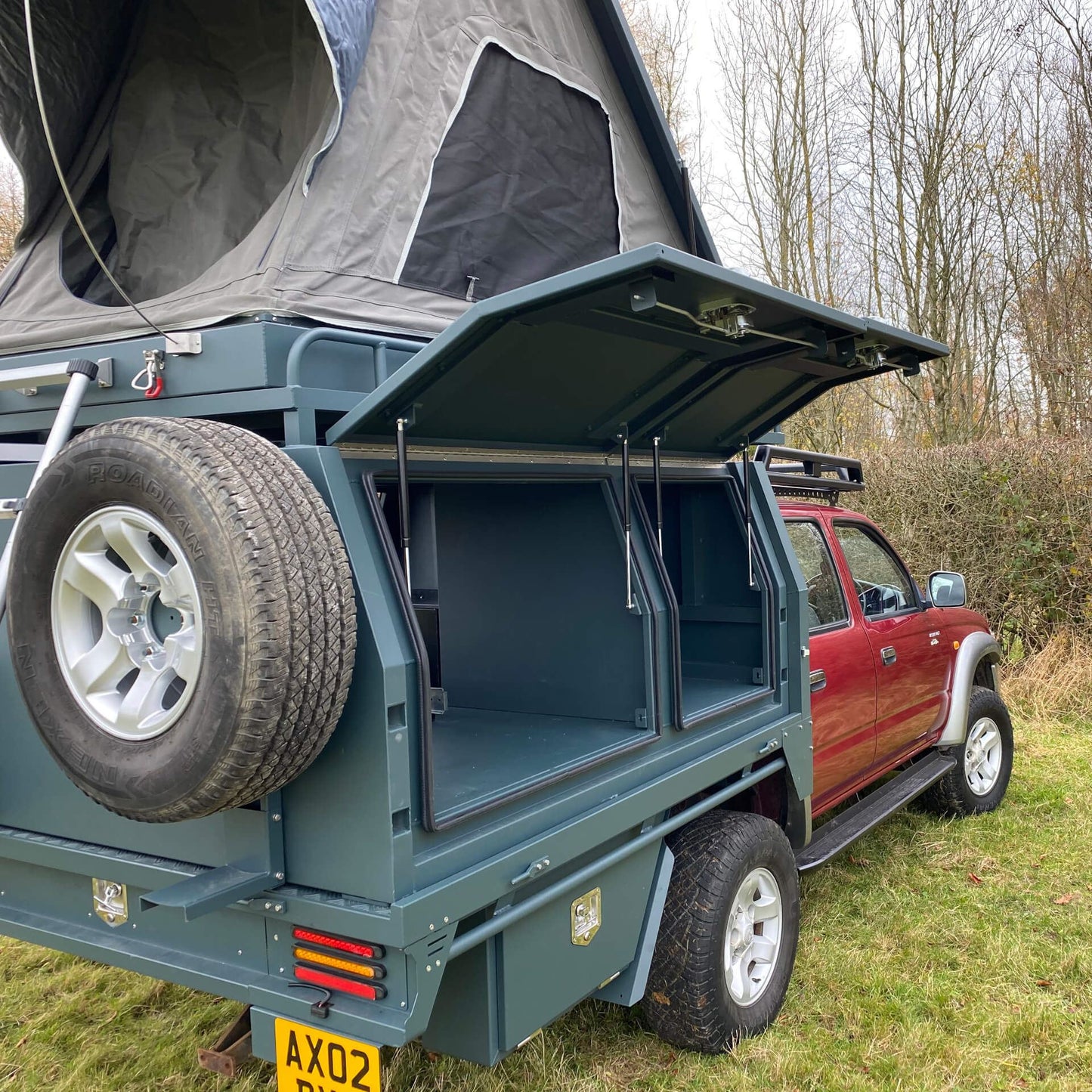 Direct4x4 Pickup Truck Hardtop Canopies Expedition Pickup 2-Person Camping Pod for use with the Direct4x4 UTE Flatbed