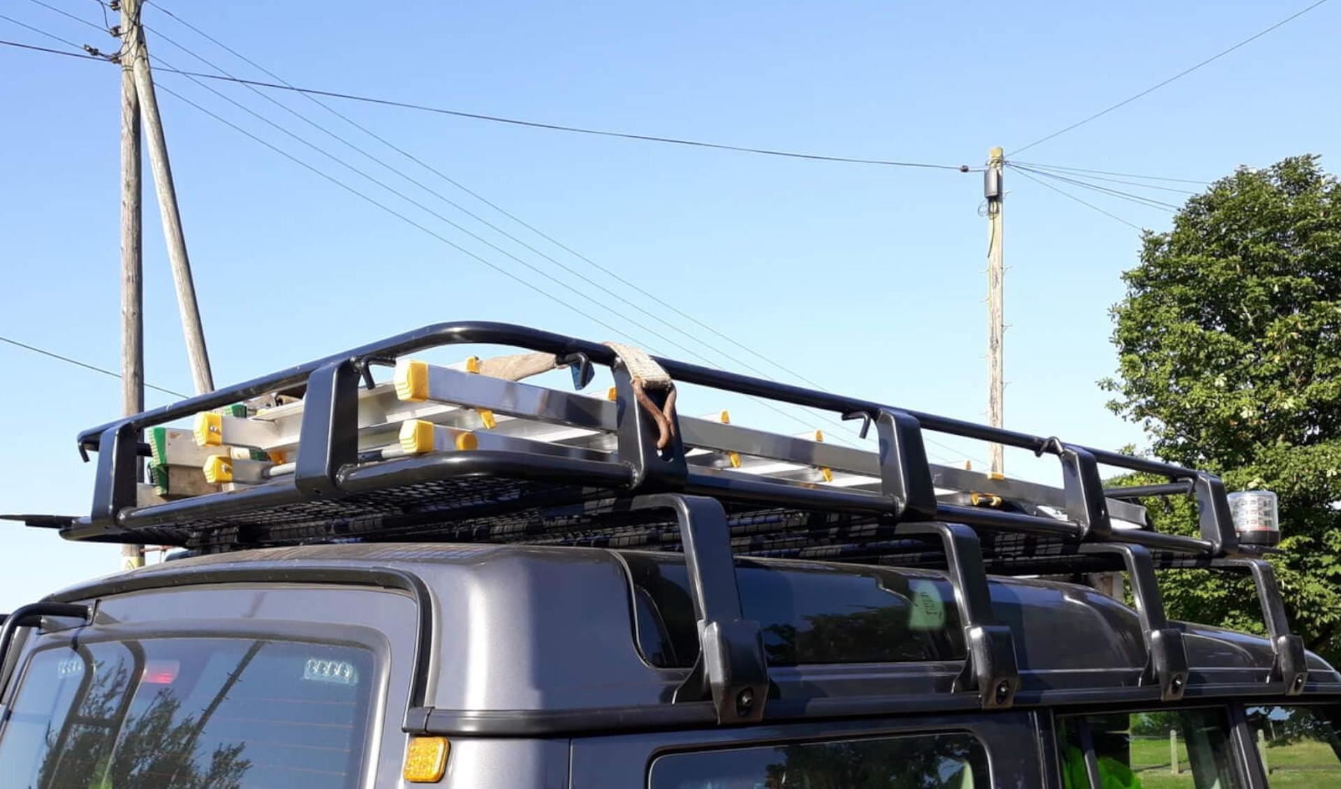 Direct4x4 Roof Racks Expedition Steel Full Basket Roof Rack for Land Rover Discovery 1 and 2