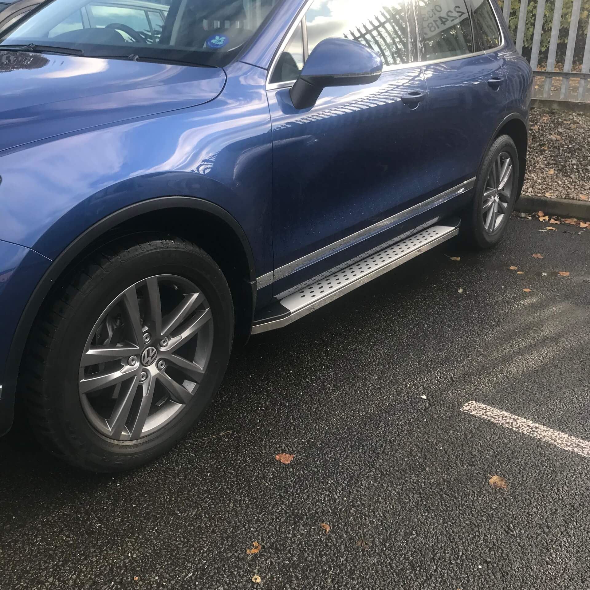 Direct4x4 Side Steps and Bars Freedom Side Steps Running Boards for Volkswagen Touareg 2010-2017