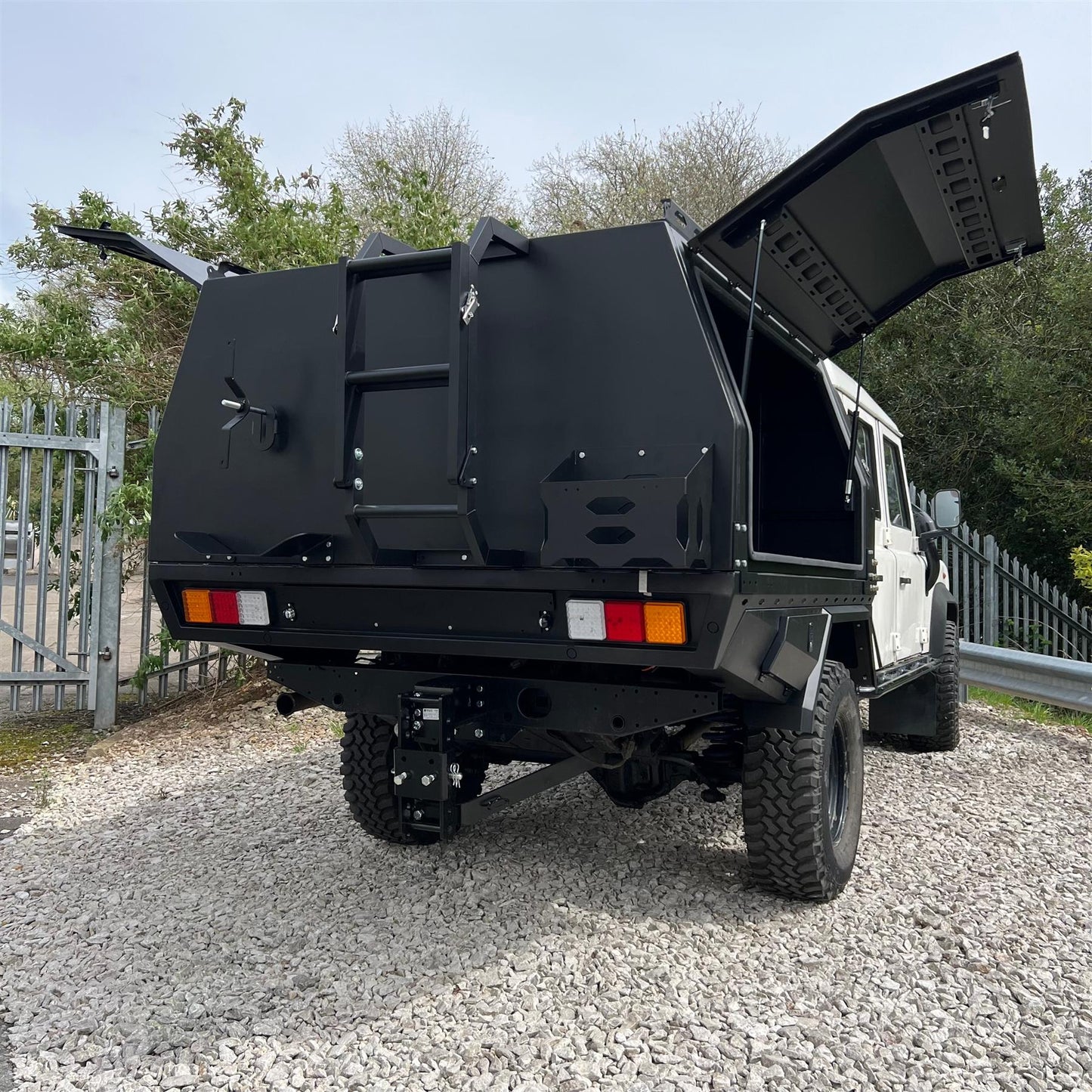 Direct4x4 Pickup Truck Load Bed Canopies Multifunctional Pickup Truck Load Bed Overland Expedition Canopy Camping Pod