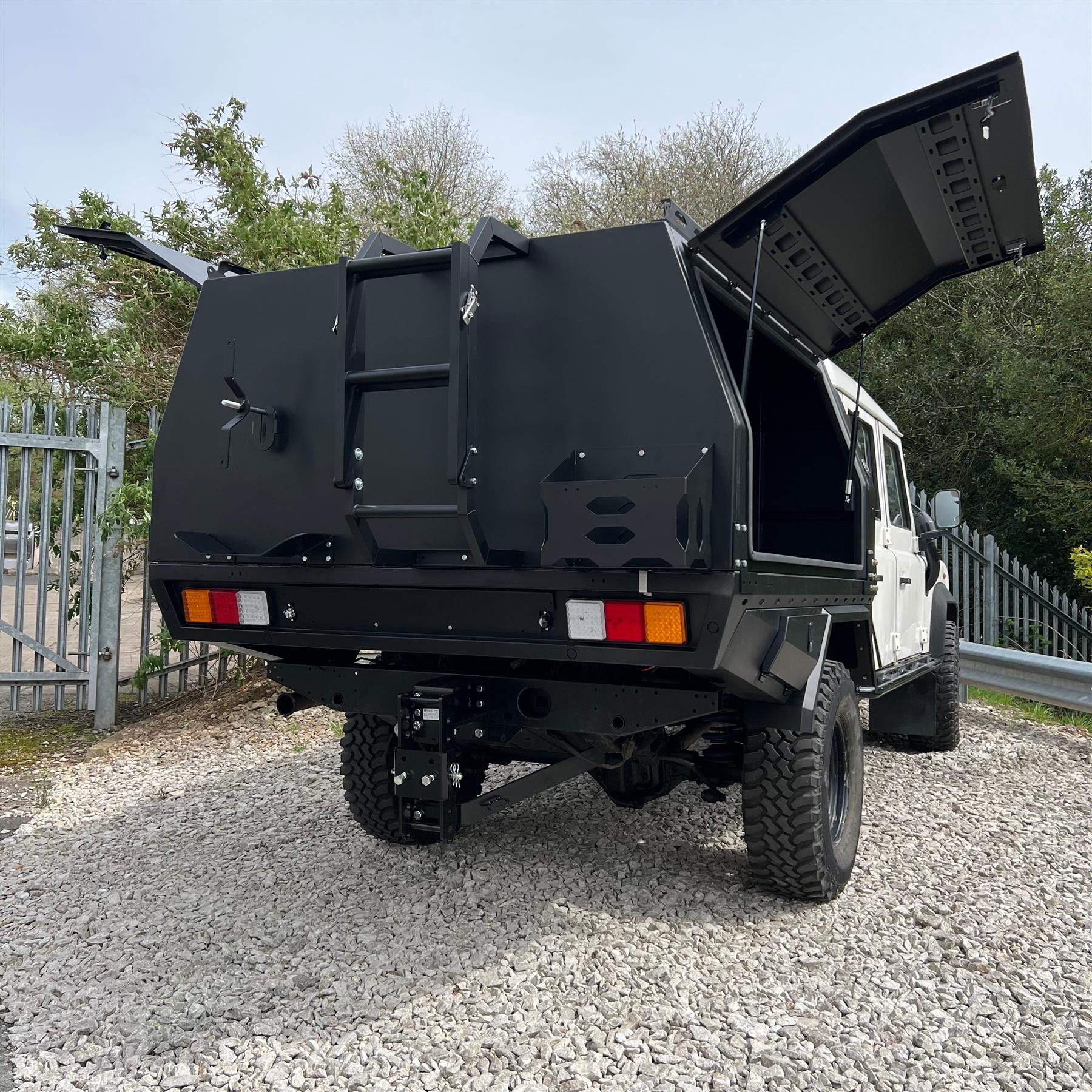 Direct4x4 Pickup Truck Load Bed Canopies Multifunctional Pickup Truck Load Bed Overland Expedition Canopy Camping Pod