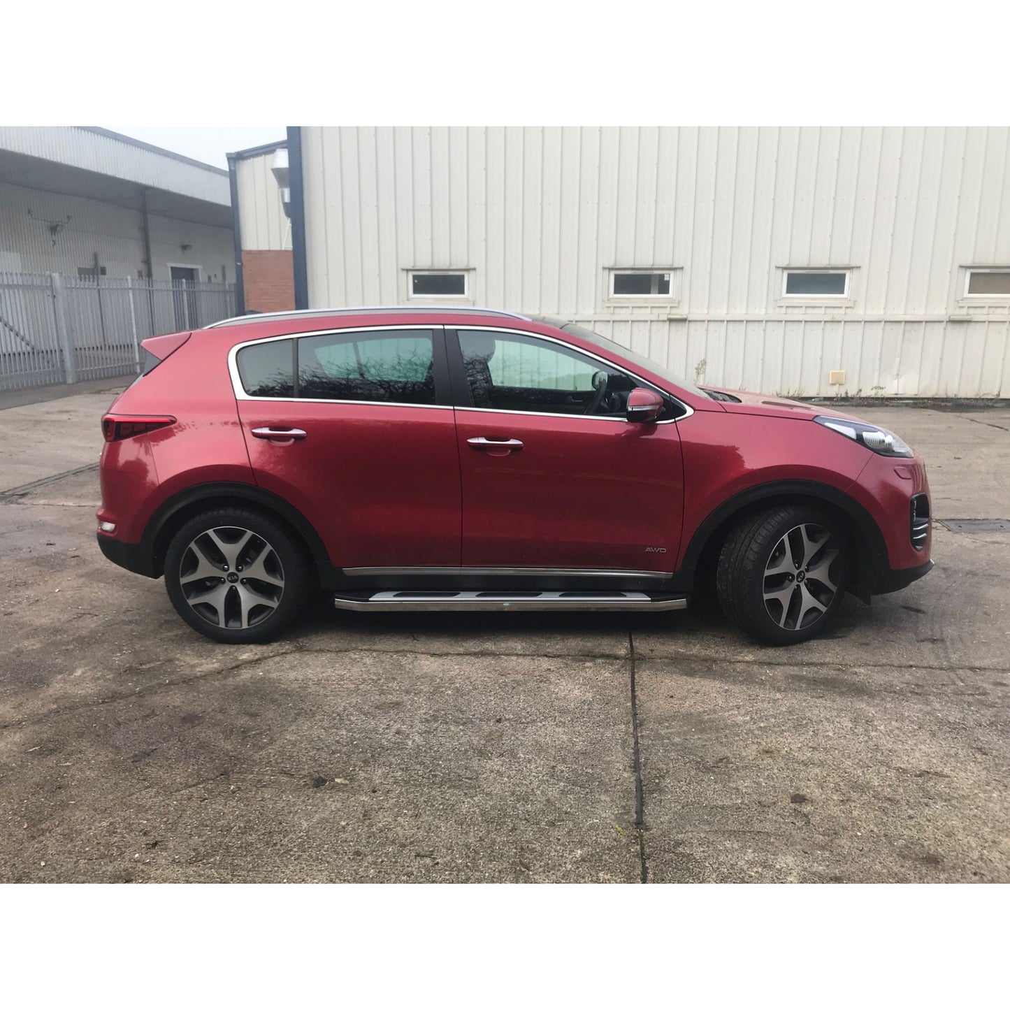 Direct4x4 Side Steps and Bars Suburban Side Steps Running Boards for Kia Sportage 2016-2018