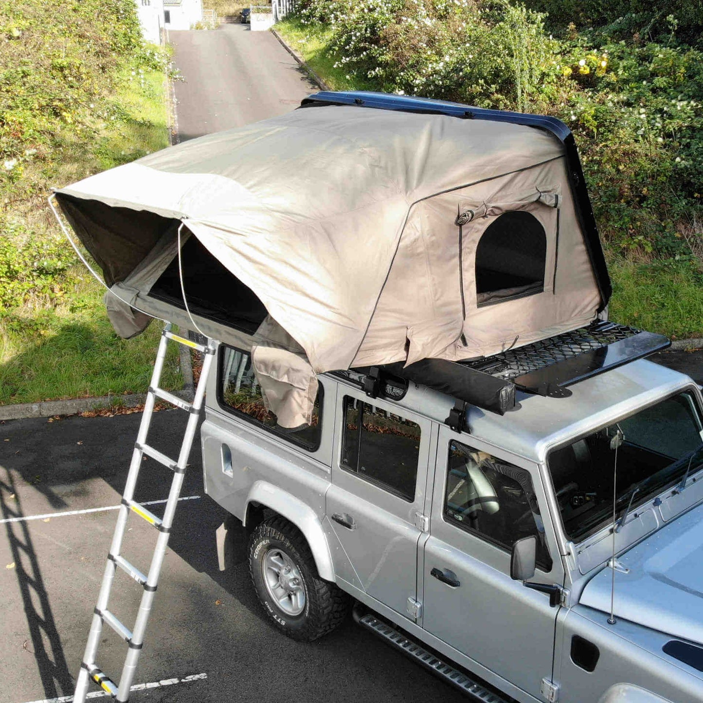 Direct4x4 Roof Top Tents RoofTrekk Expedition Roof Top Camping Tent