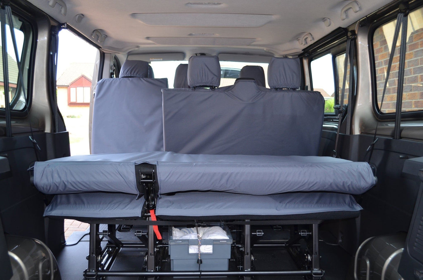 Turtle Covers Seats Tailored Seat Covers Fits Nissan Primastar 2022+ 9-Seater Minibus Seat Covers
