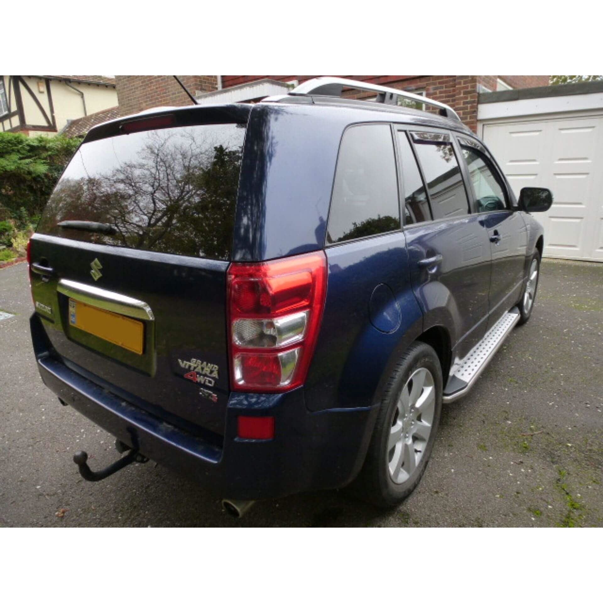 Direct4x4 Side Steps and Bars Freedom Side Steps Running Boards for Suzuki Grand Vitara 2006-2015