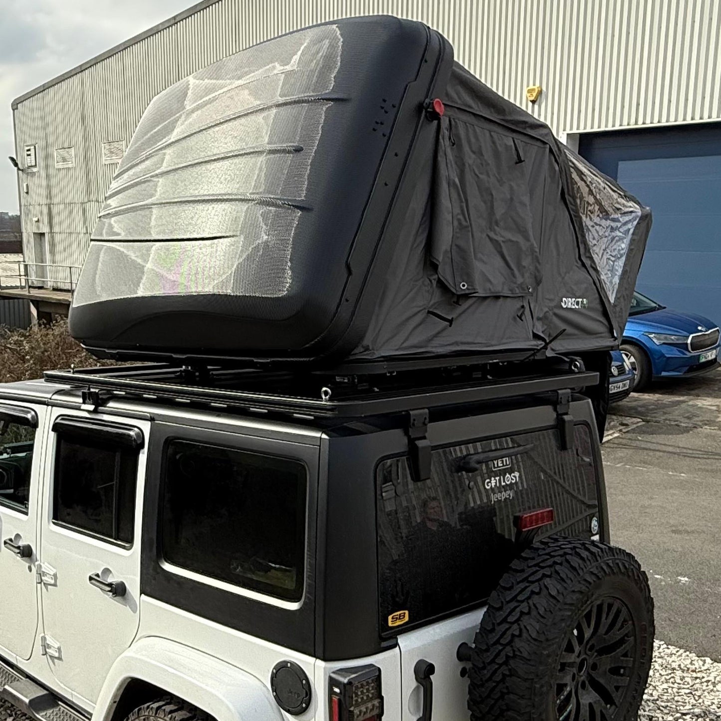 Direct4x4 Roof Top Tents Granite Grey TrailTop 3-Person Hard Shell Expedition Roof Top Tent