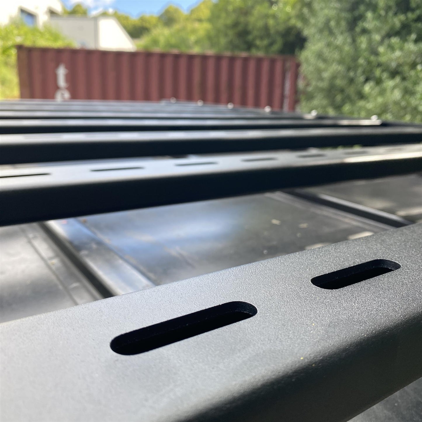 Direct4x4 Roof Racks Low Profile Open Bar Aluminium Roof Rack for Land Rover Defender 90 1983-2016