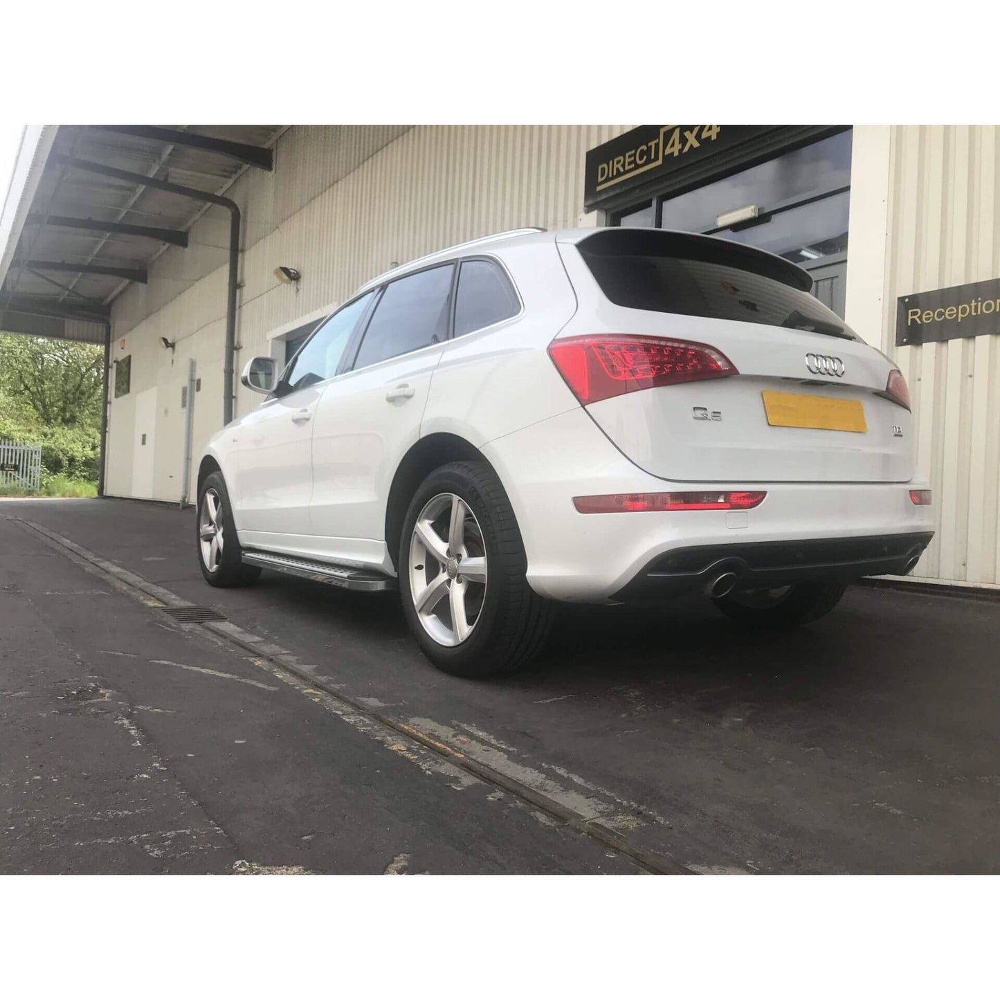 Direct4x4 Side Steps and Bars Freedom Side Steps Running Boards for Audi Q5 2009-2016