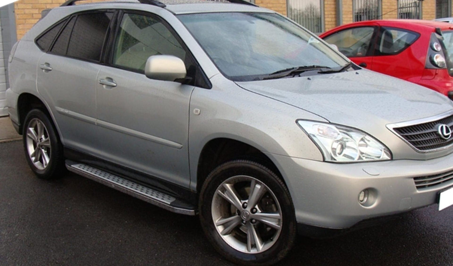 Direct4x4 Side Steps and Bars Freedom Side Steps Running Boards for Lexus RX 400h 2005-2009