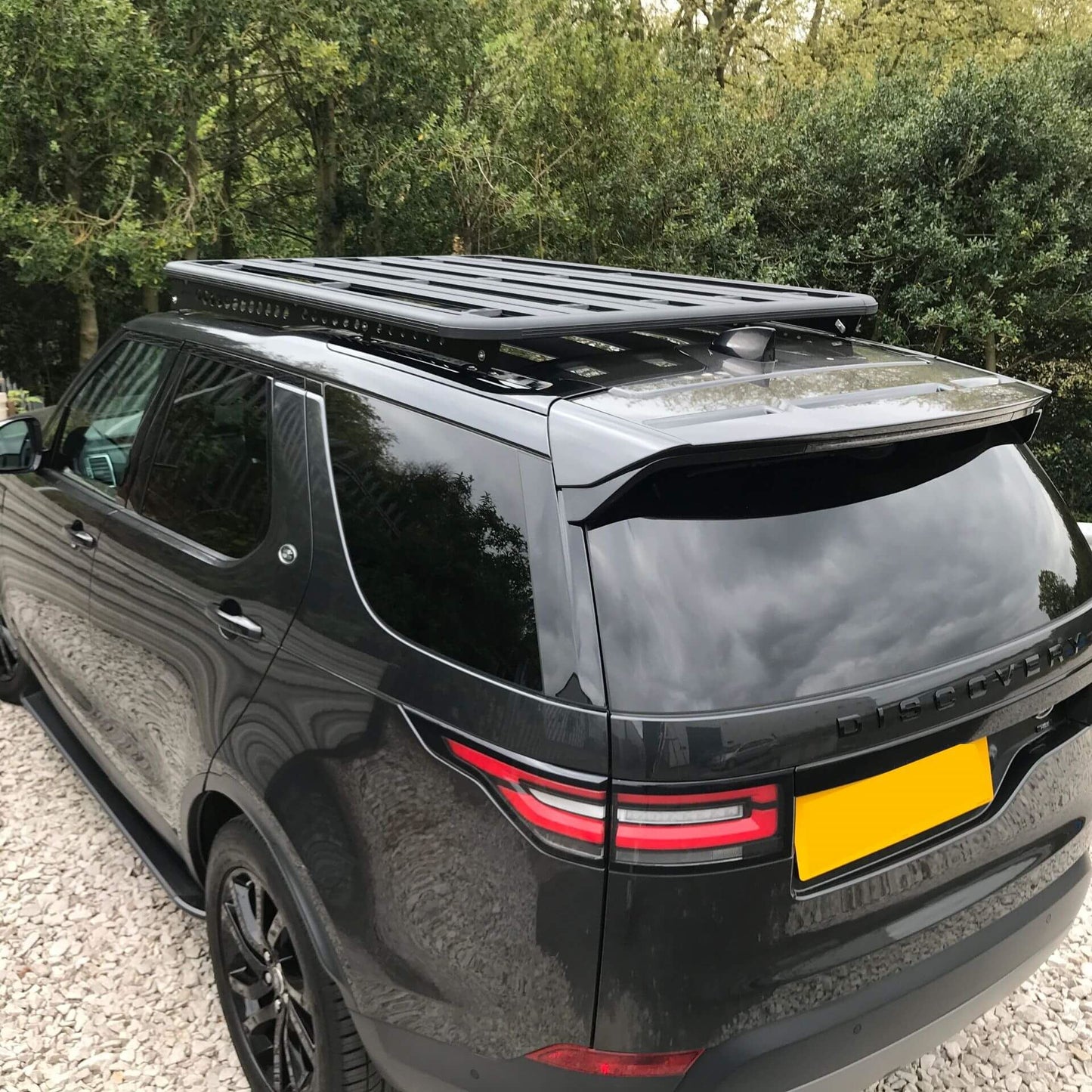 Direct4x4 Roof Racks AluMod Low Profile 180cm x 125cm Roof Rack for the Land Rover Discovery 5 2017+