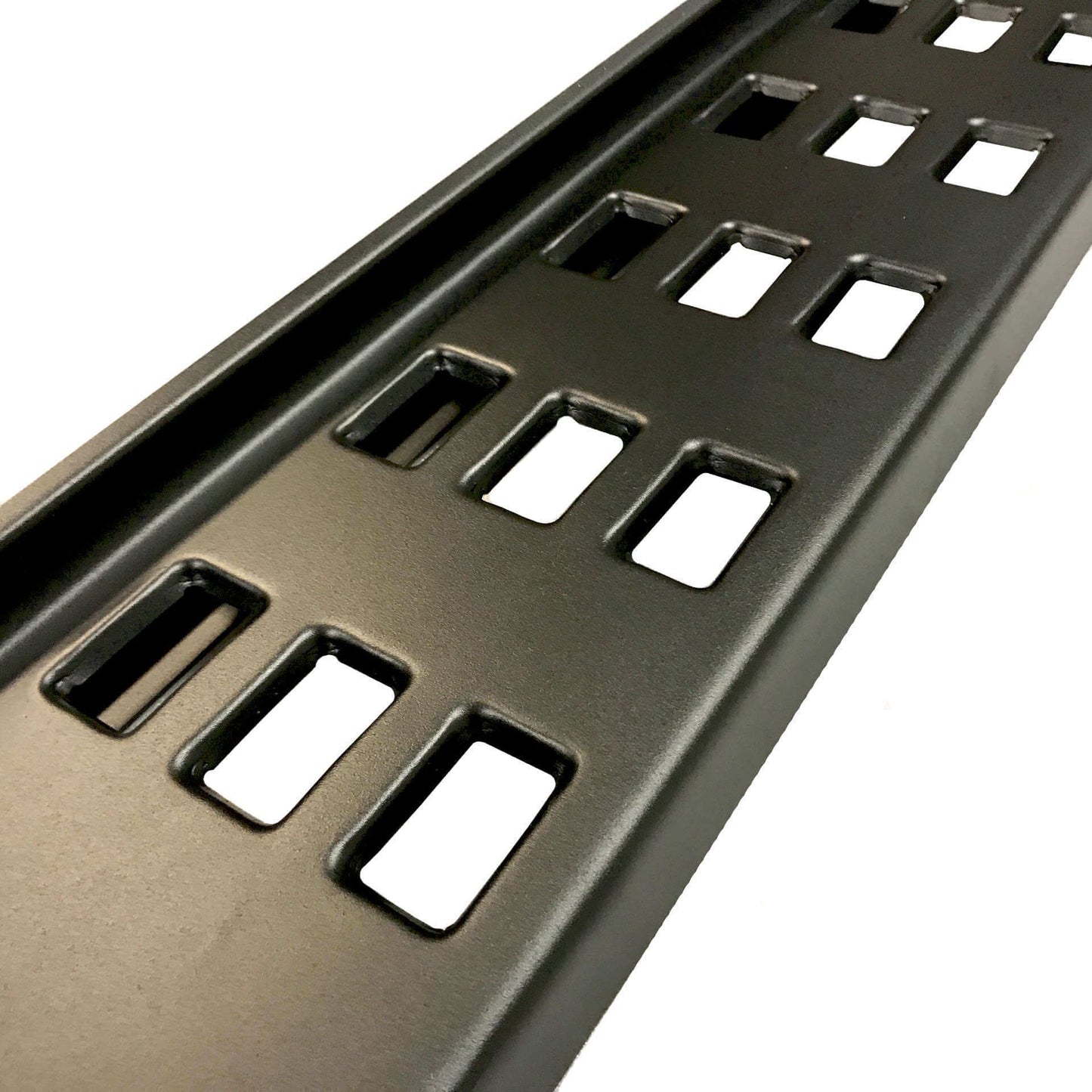Direct4x4 Side Steps and Bars Gator Side Steps Running Boards for Mitsubishi L200 2015+ Double Cab