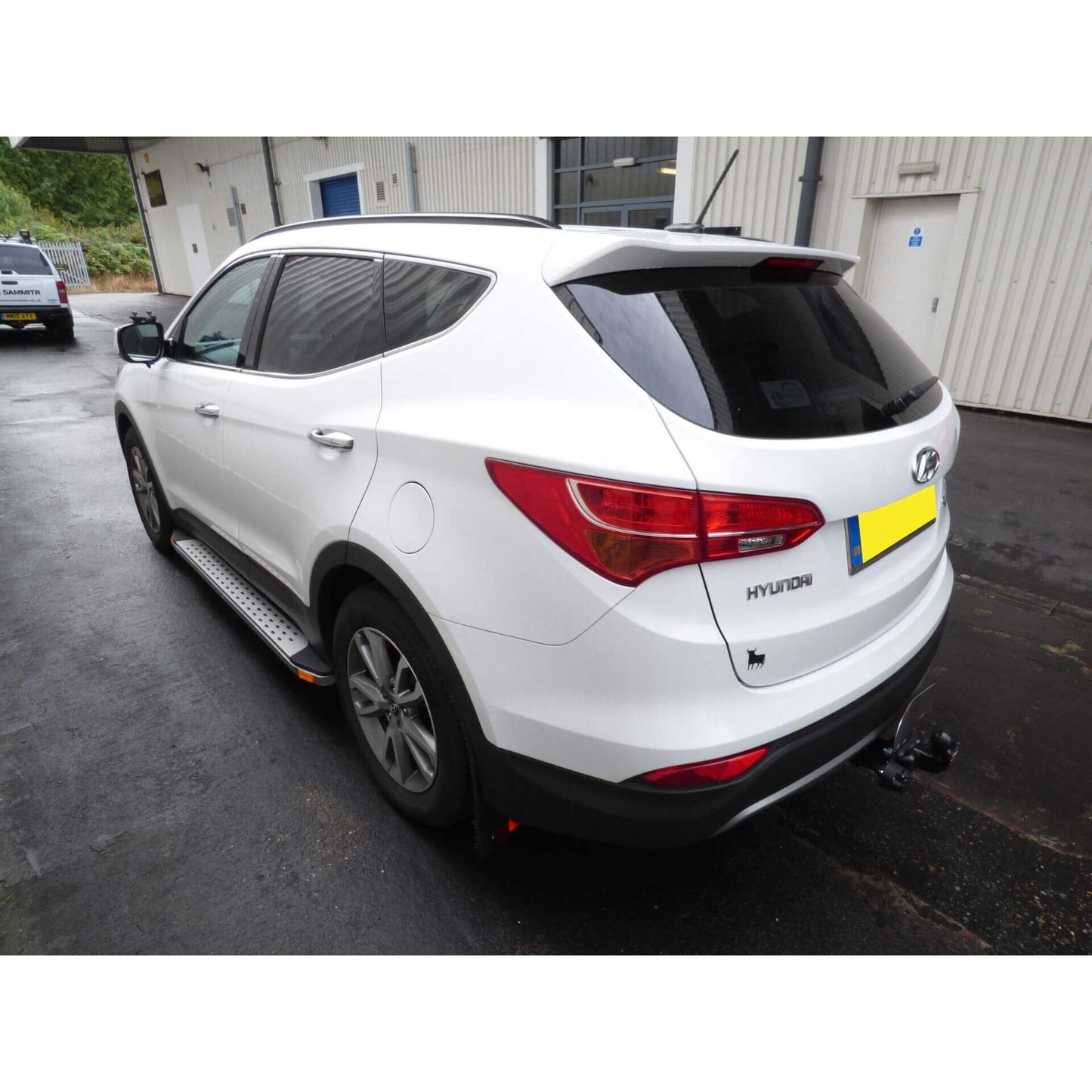 Direct4x4 Side Steps and Bars Freedom Side Steps Running Boards for Hyundai Santa Fe 2013-2018