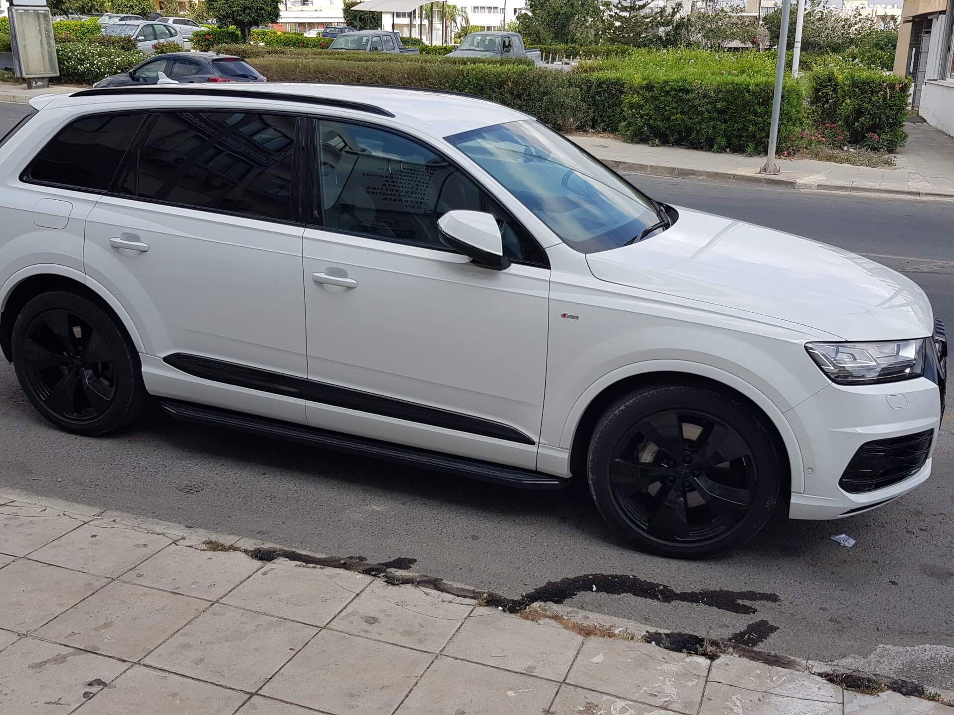 Direct4x4 Side Steps and Bars Black Raptor Side Steps Running Boards for Audi Q7 2020+