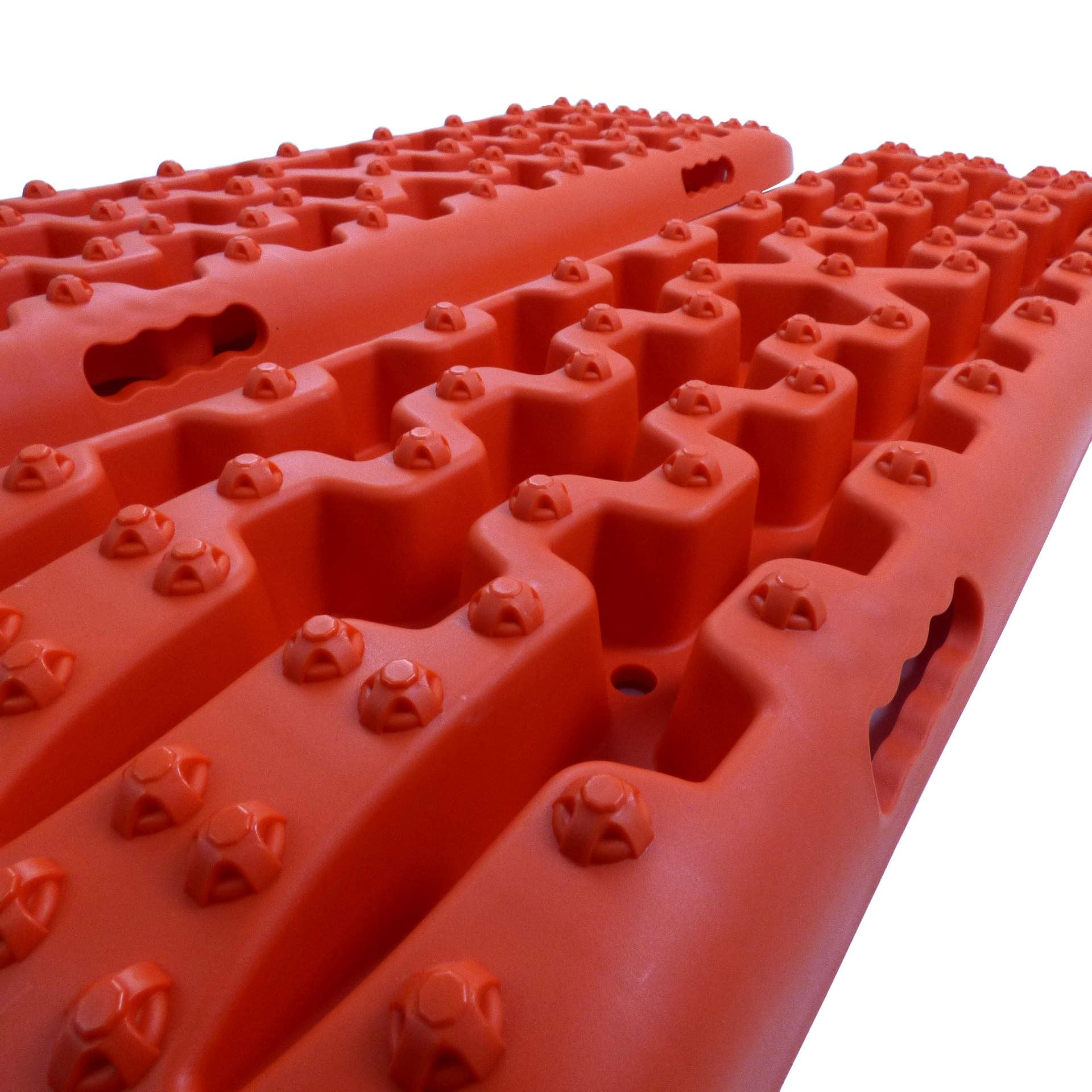 Direct4x4 Emergency Off-Road Traction Gear Emergency Recovery Traction Sand Tyre Tracks