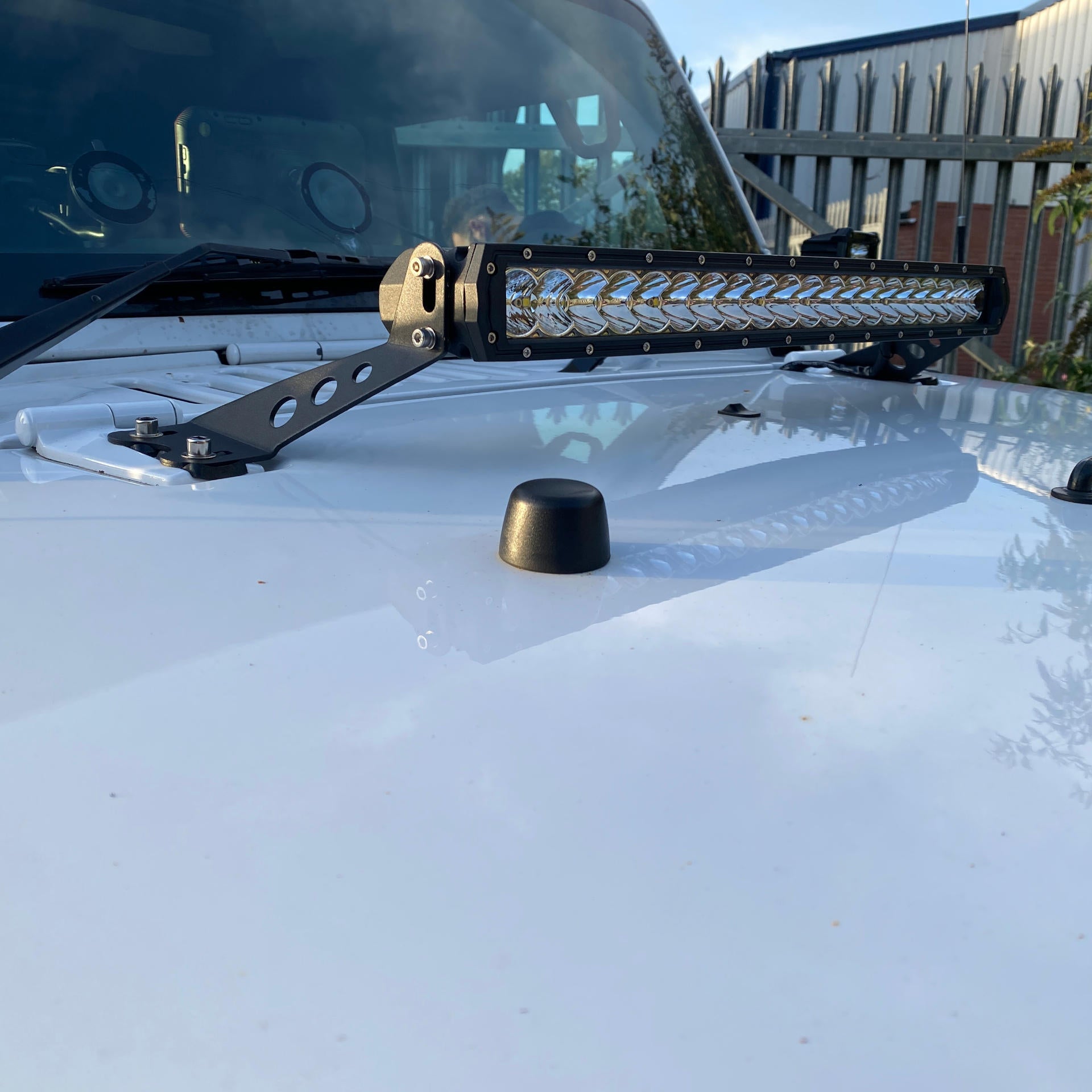 Direct4x4 Spotlights Ultra Thin Single Row 20PCS x 5W OSRAM Super Bright LED Light Bar