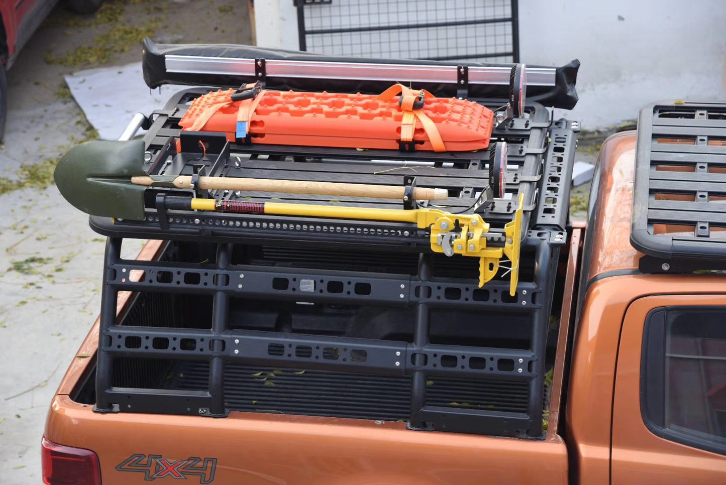 Direct4x4 Roof Rack Accessories Shovel and Jack Holder Add-on for Direct4x4 AluMod Low Profile Roof Racks