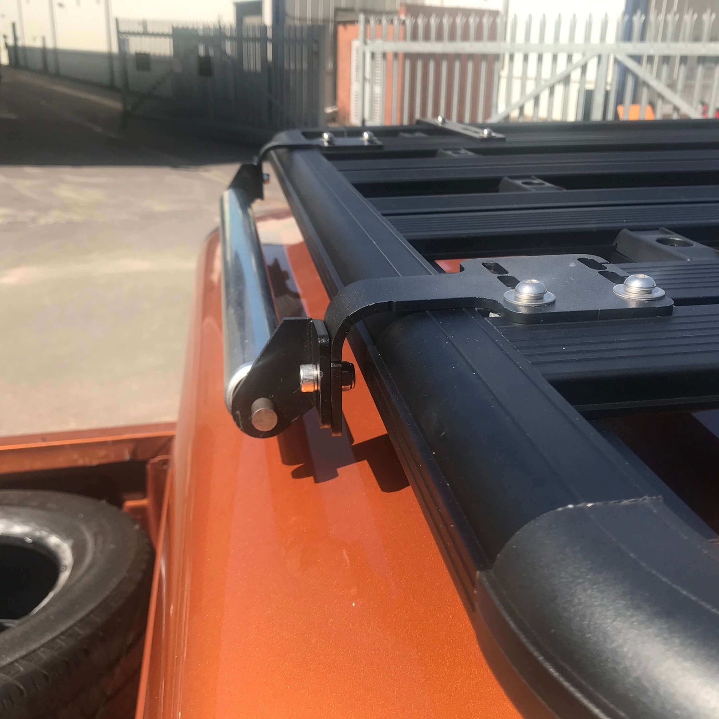 Direct4x4 Roof Rack Accessories Ladder Cargo Roller Bar Kit for Direct4x4 AluMod Low Profile Roof Racks