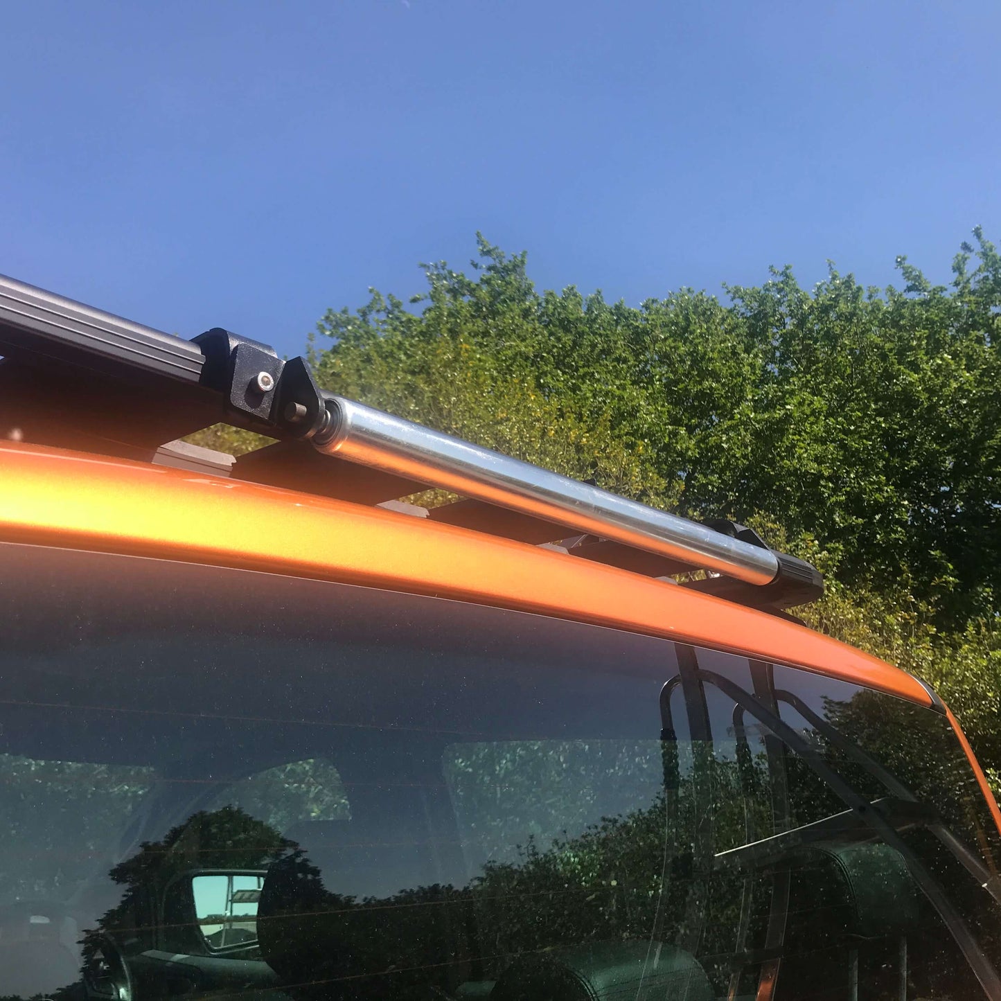 Direct4x4 Roof Rack Accessories Ladder Cargo Roller Bar Kit for Direct4x4 AluMod Low Profile Roof Racks