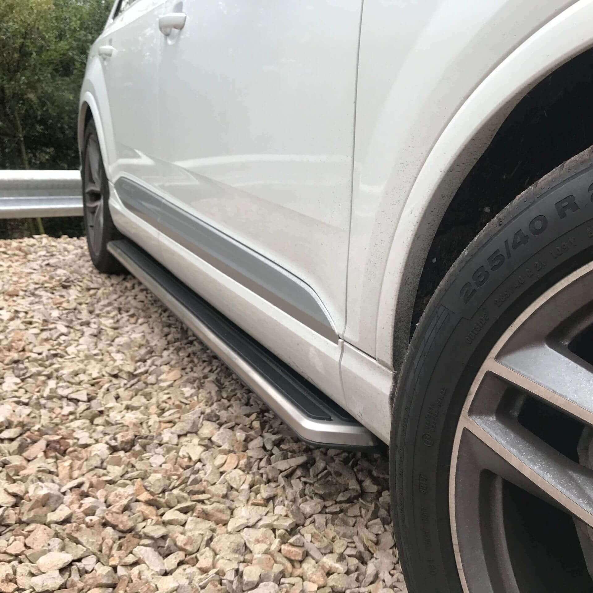 Direct4x4 Side Steps and Bars OE Style Side Steps Running Boards for Audi Q7 2016-2019