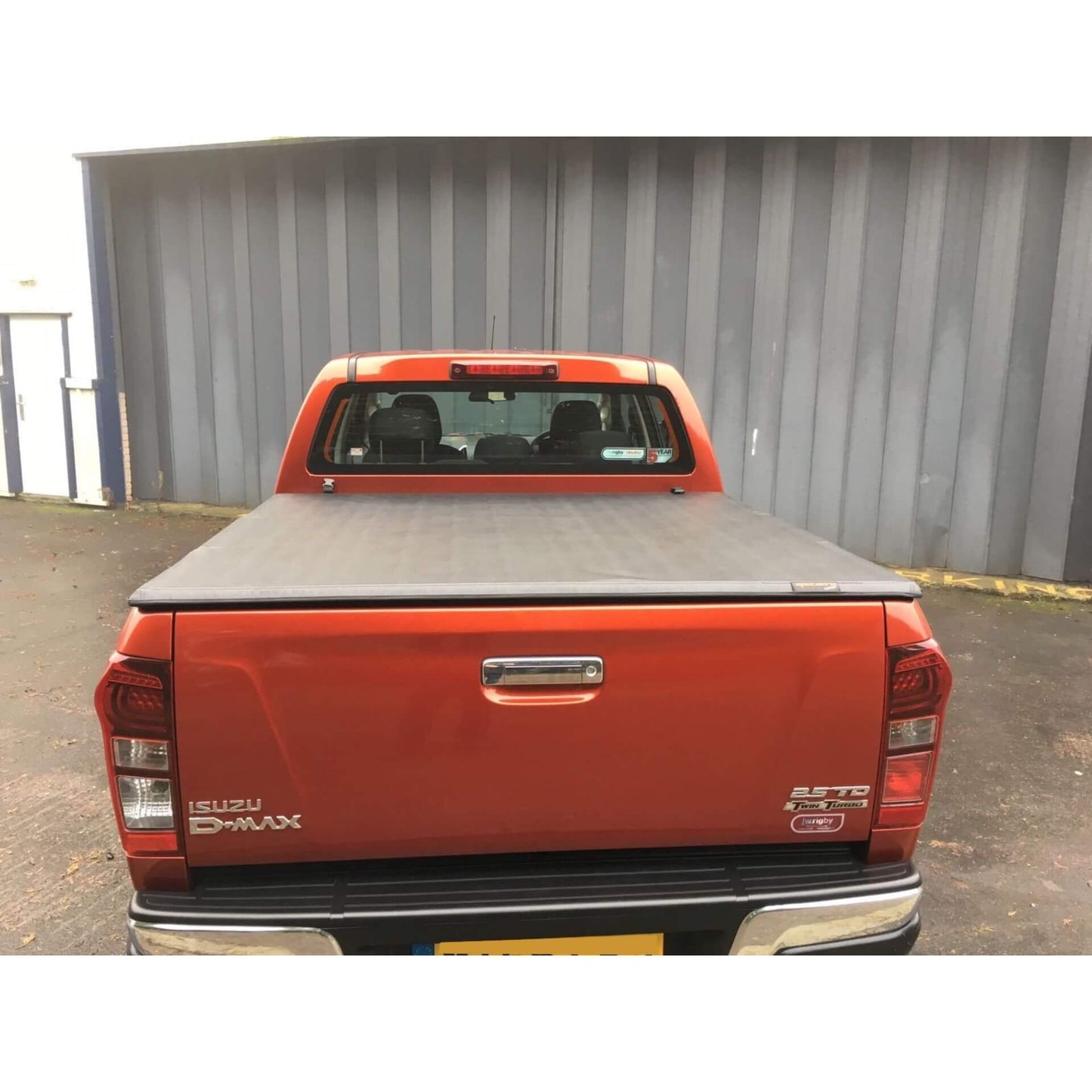Direct4x4 Pickup Truck Tonneau Covers Soft Tri-Fold Tonneau Cover for Isuzu D-Max Double Cab 2012-2020