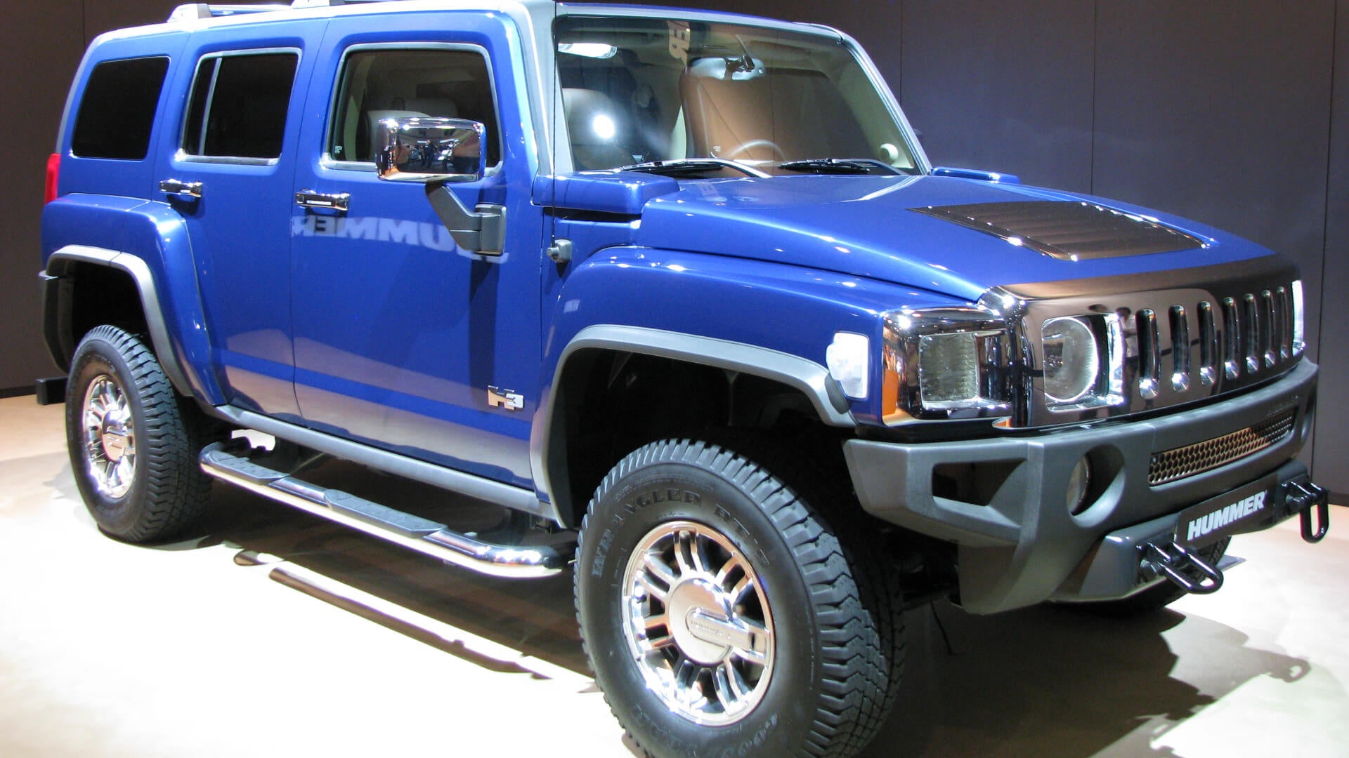 Direct4x4 Accessories for Hummer H3 Vehicles