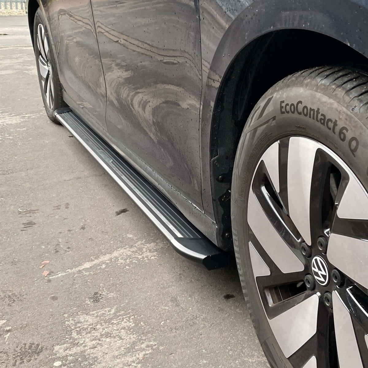 Direct4x4 Side Steps and Bars Savannah Side Steps Running Boards for the Volkswagen ID. Buzz 2022+