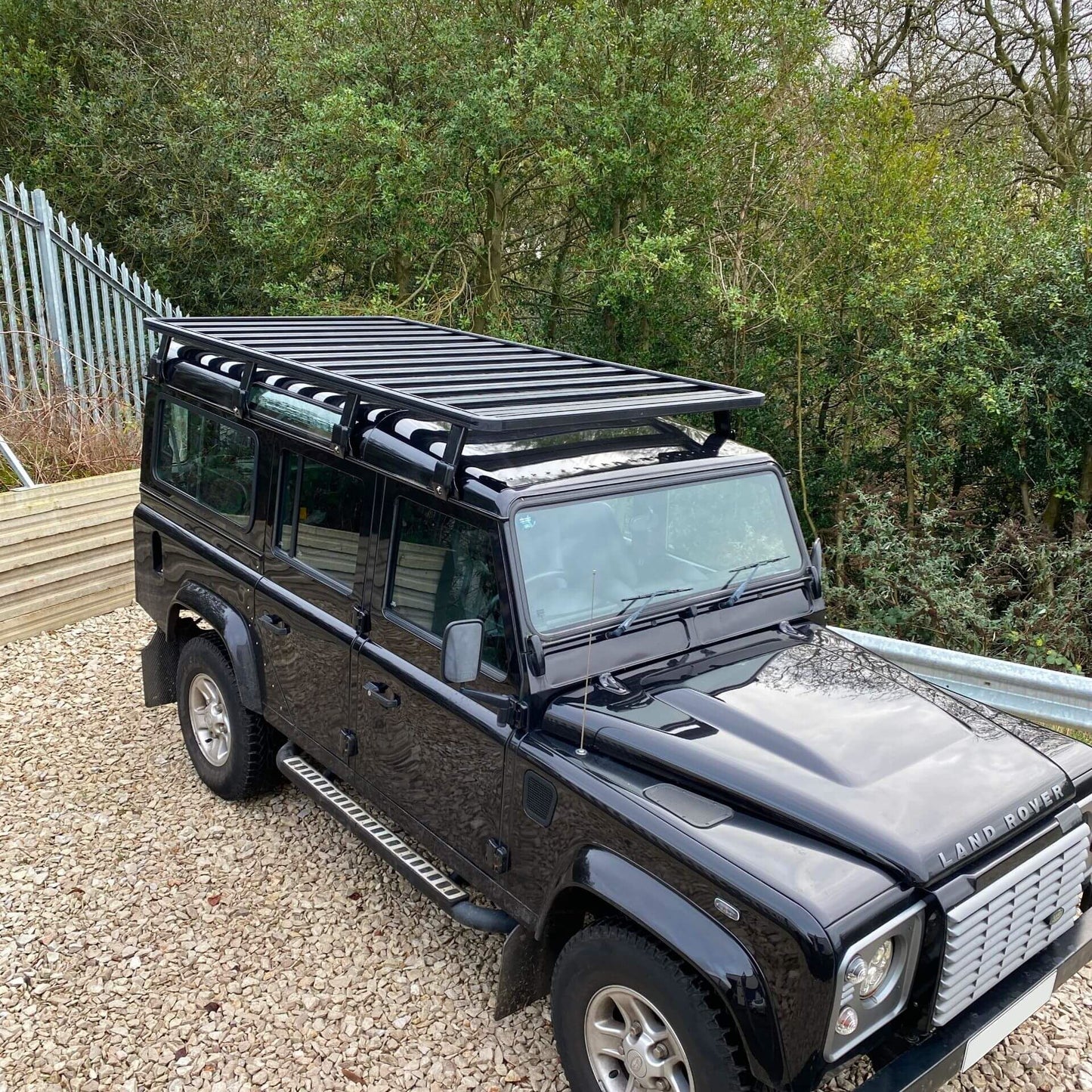 Direct4x4 Roof Racks AluMod Low Profile 228cm x 147cm Roof Rack for the Land Rover Defender 90 83-16