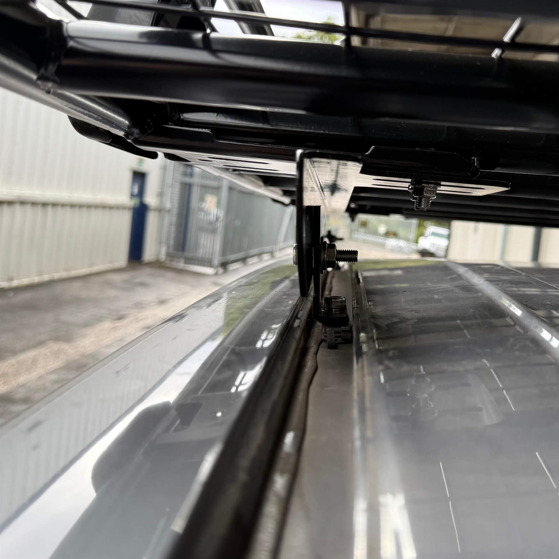 Direct4x4 Roof Racks Expedition Steel Full Basket Roof Rack for the Mitsubishi L200 2015+