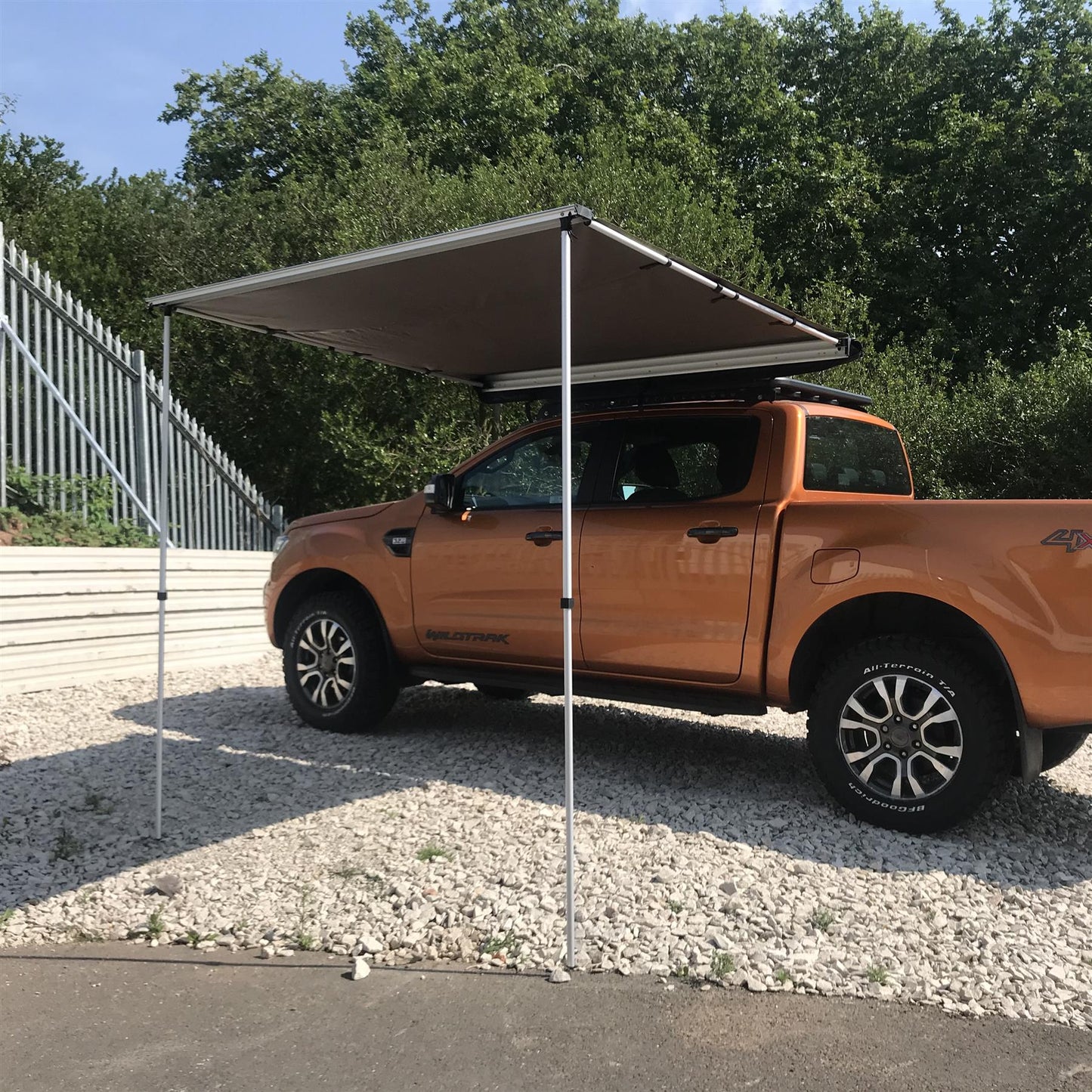 Direct4x4 Side Awnings Expedition Overland Pull-out Vehicle Camping Side Awning 1.4m Length x 2.0m Pullout Forest Green No sides