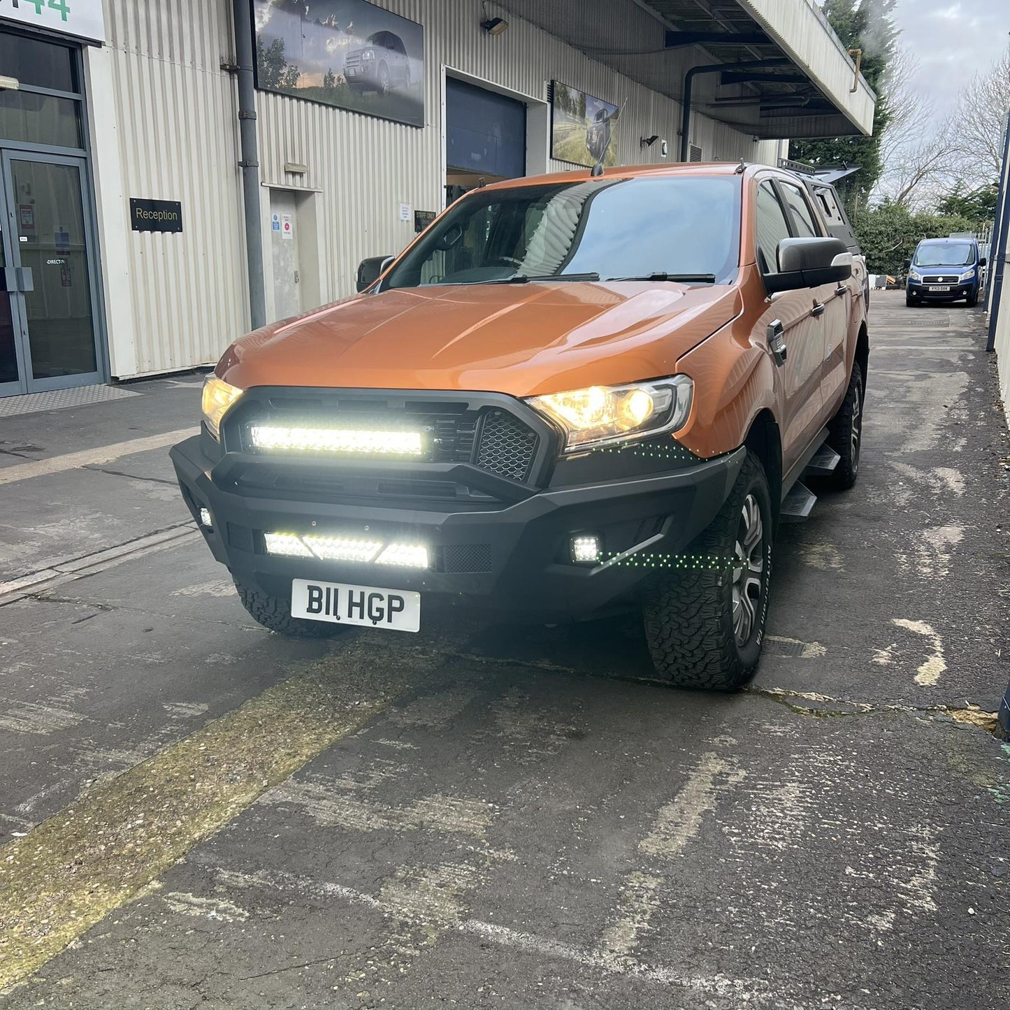 [CLEARANCE] Expedition Style Front Bumper with LED Light Bar for the Ford Ranger T7 16-18