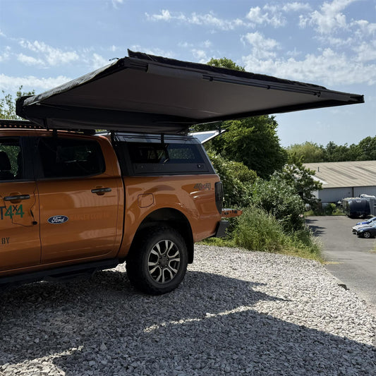 Direct4x4 Side Awnings Automatic Freestanding Side Awning- 2.0x2.0m-With Sides