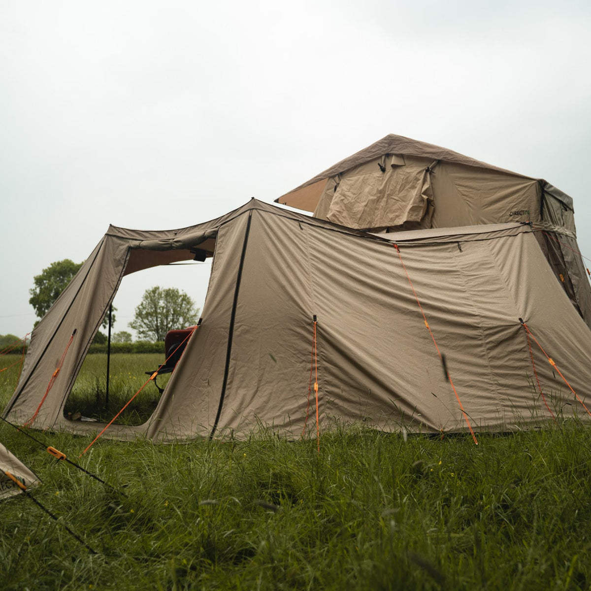 [CLEARANCE] 180-Degree Sand Yellow Expedition Overland Fold-out Vehicle Camping Side Awning