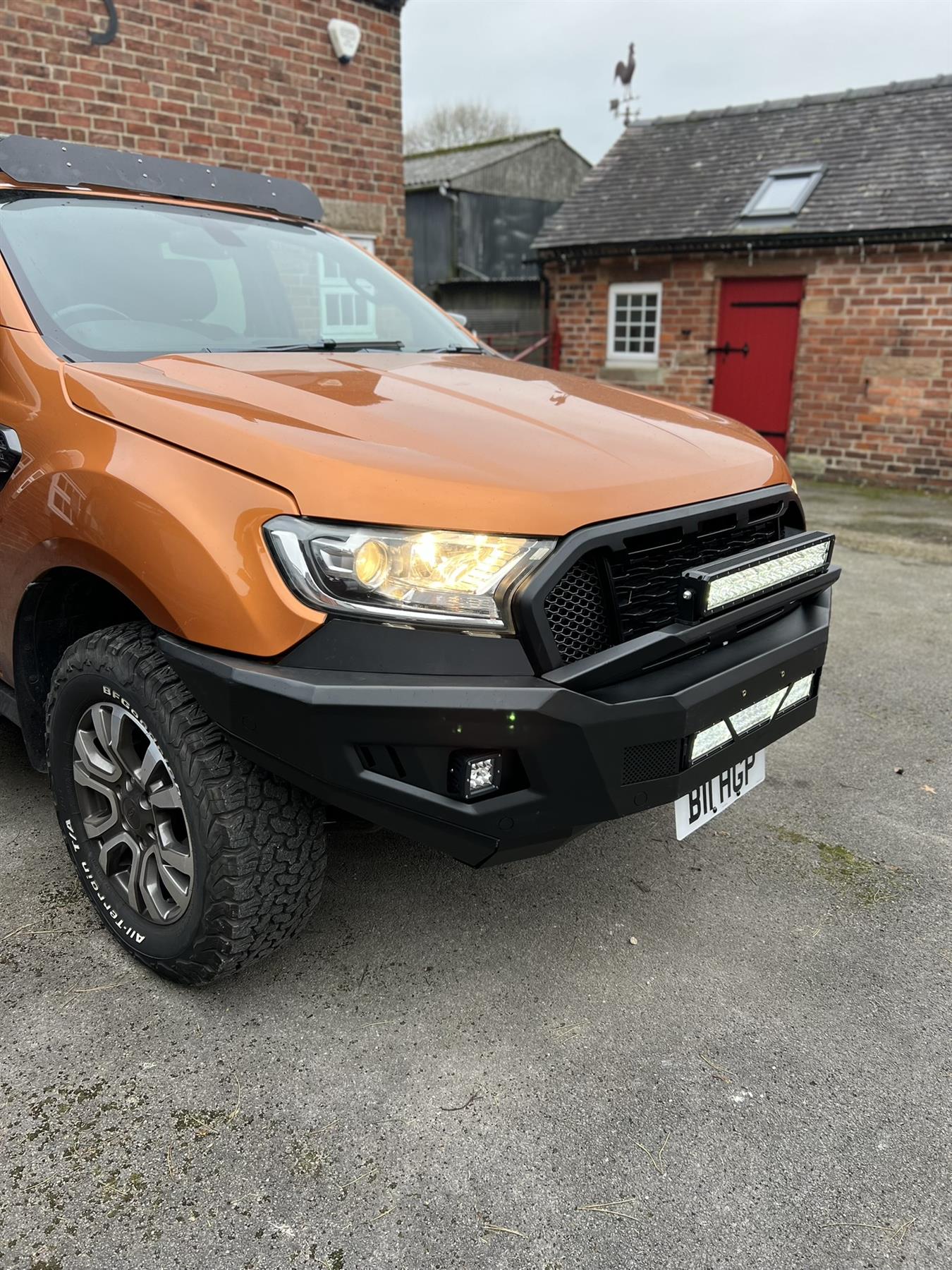 [CLEARANCE] Expedition Style Front Bumper with LED Light Bar for the Ford Ranger T7 16-18