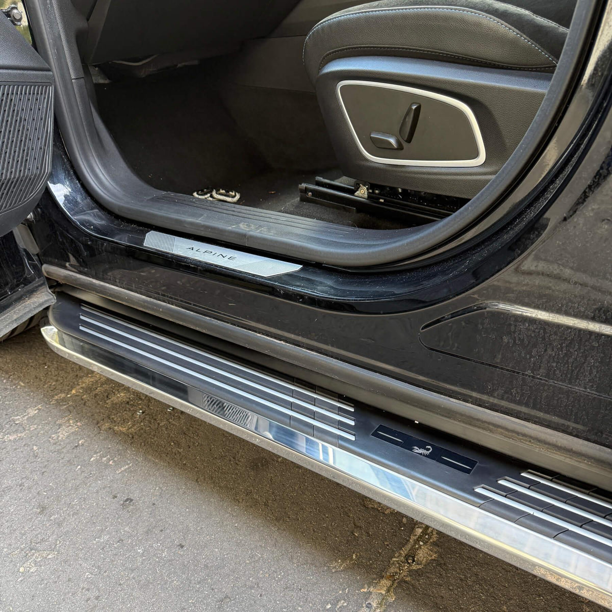 Direct4x4 Side Steps and Bars Premier Side Steps Running Boards for the Renault Austral 2023+