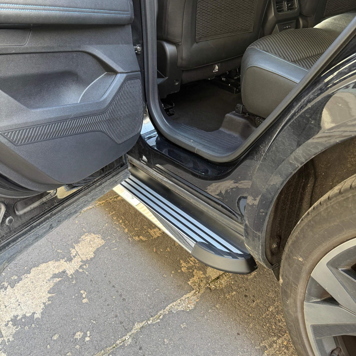 Direct4x4 Side Steps and Bars Stingray Side Steps Running Boards for the Renault Austral 2023+