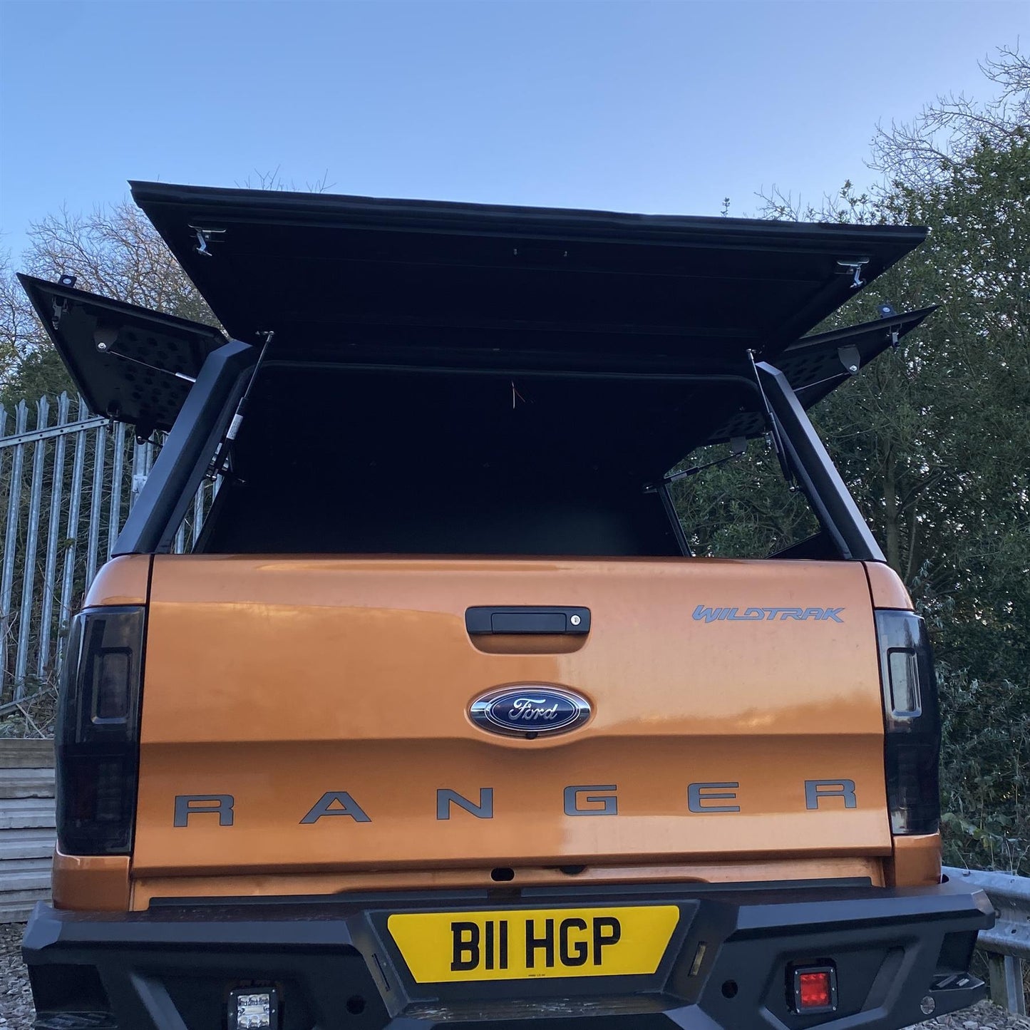 Aluminium Canopy with Full Roof Rack for the Toyota