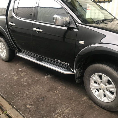 Direct4x4 Side Steps and Bars Premier Side Steps Running Boards for Mitsubishi L200 Double Cab 2005-2015