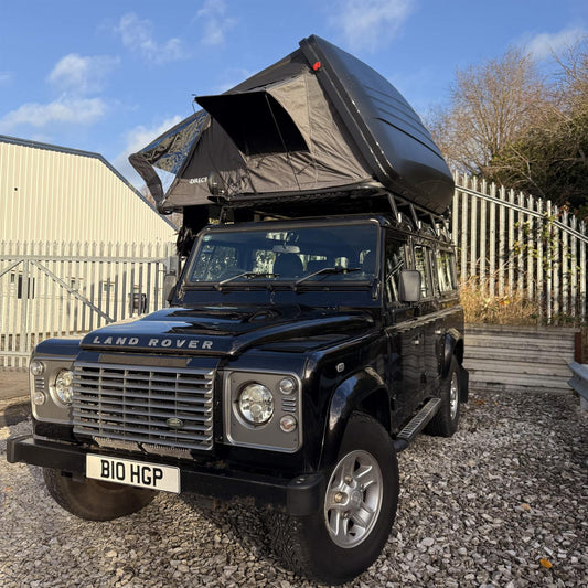 Direct4x4 Roof Top Tents TrailTop Granite Grey 3 or 4-Person Hard Shell Expedition Roof Top Camping Tent 4-Person