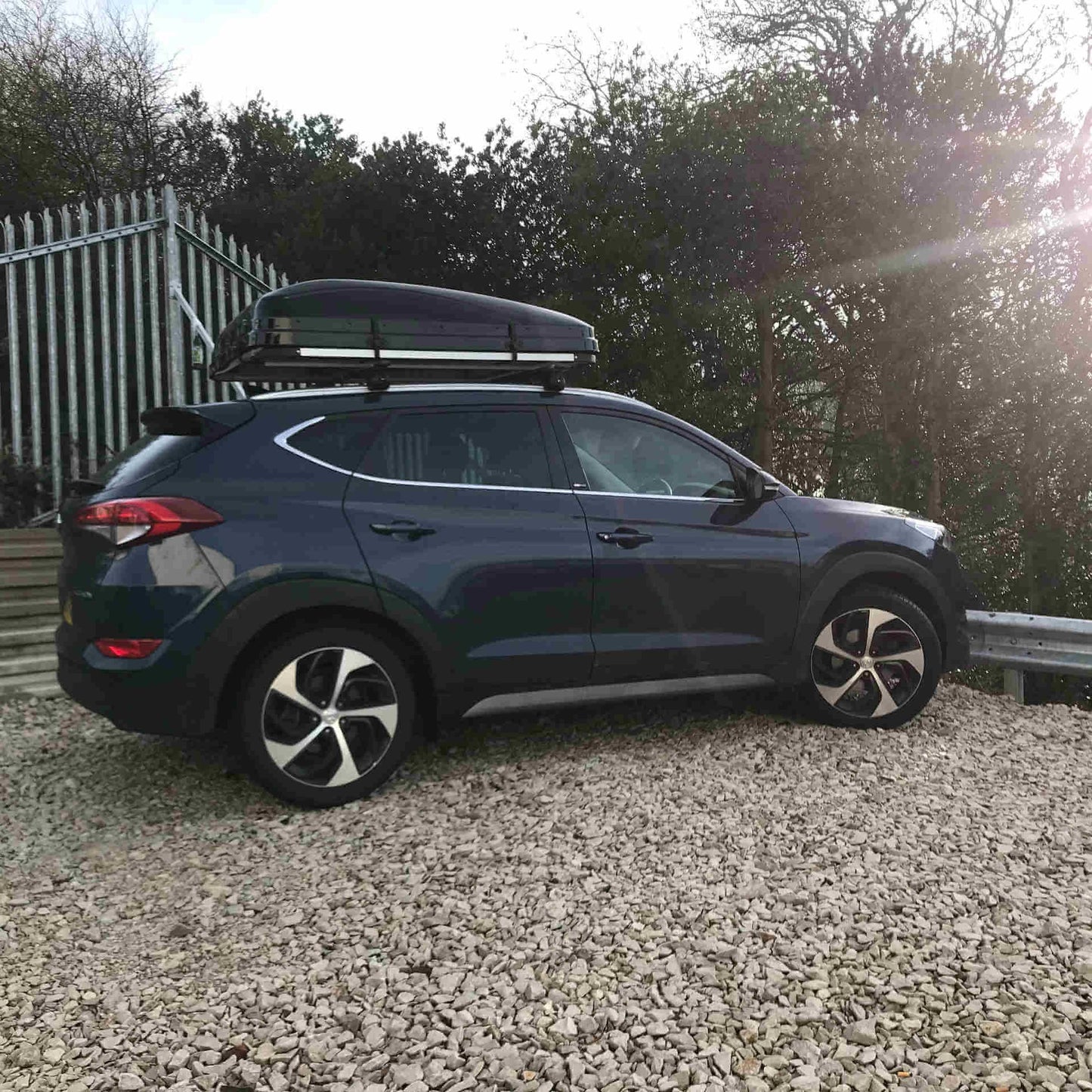 Direct4x4 Roof Top Tents [CLEARANCE] Granite Grey RoofTrekk 3-Person Hard Shell Roof Top Tent