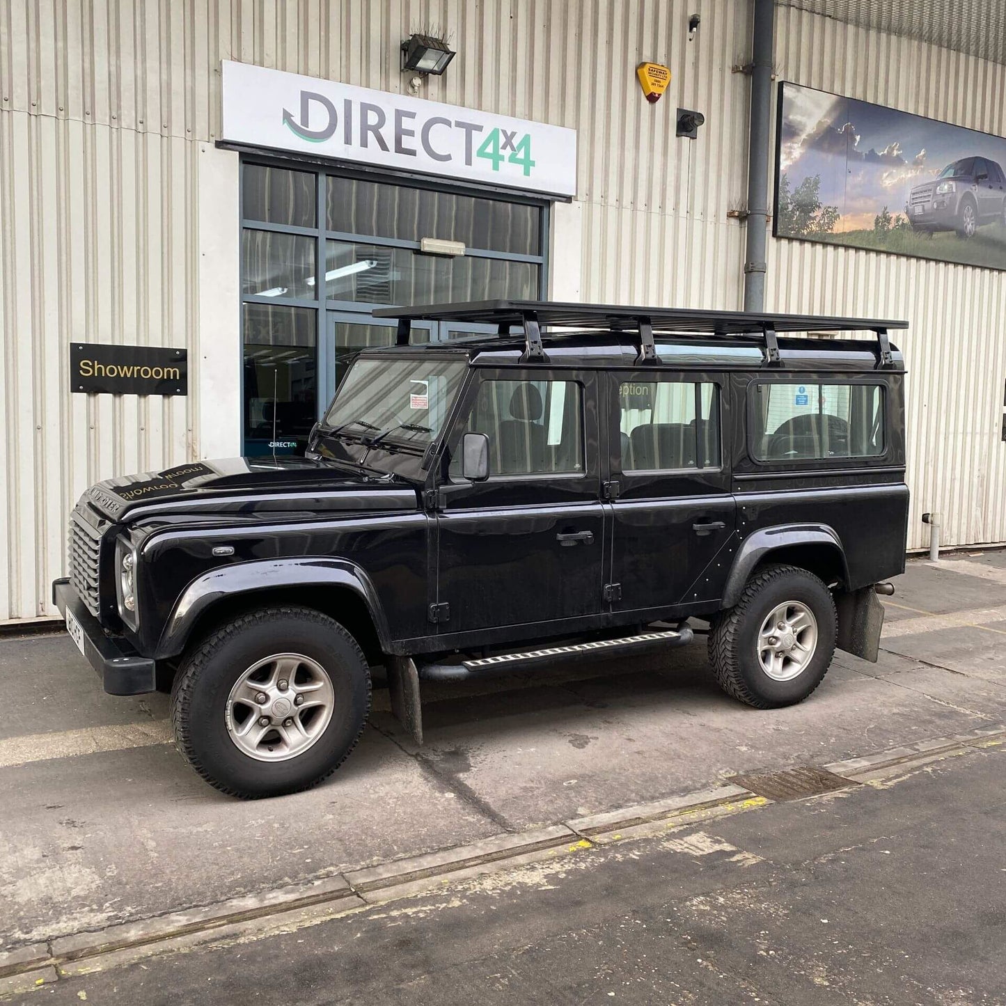 Direct4x4 Roof Racks AluMod Low Profile 228cm x 147cm Roof Rack for the Land Rover Defender 90 83-16