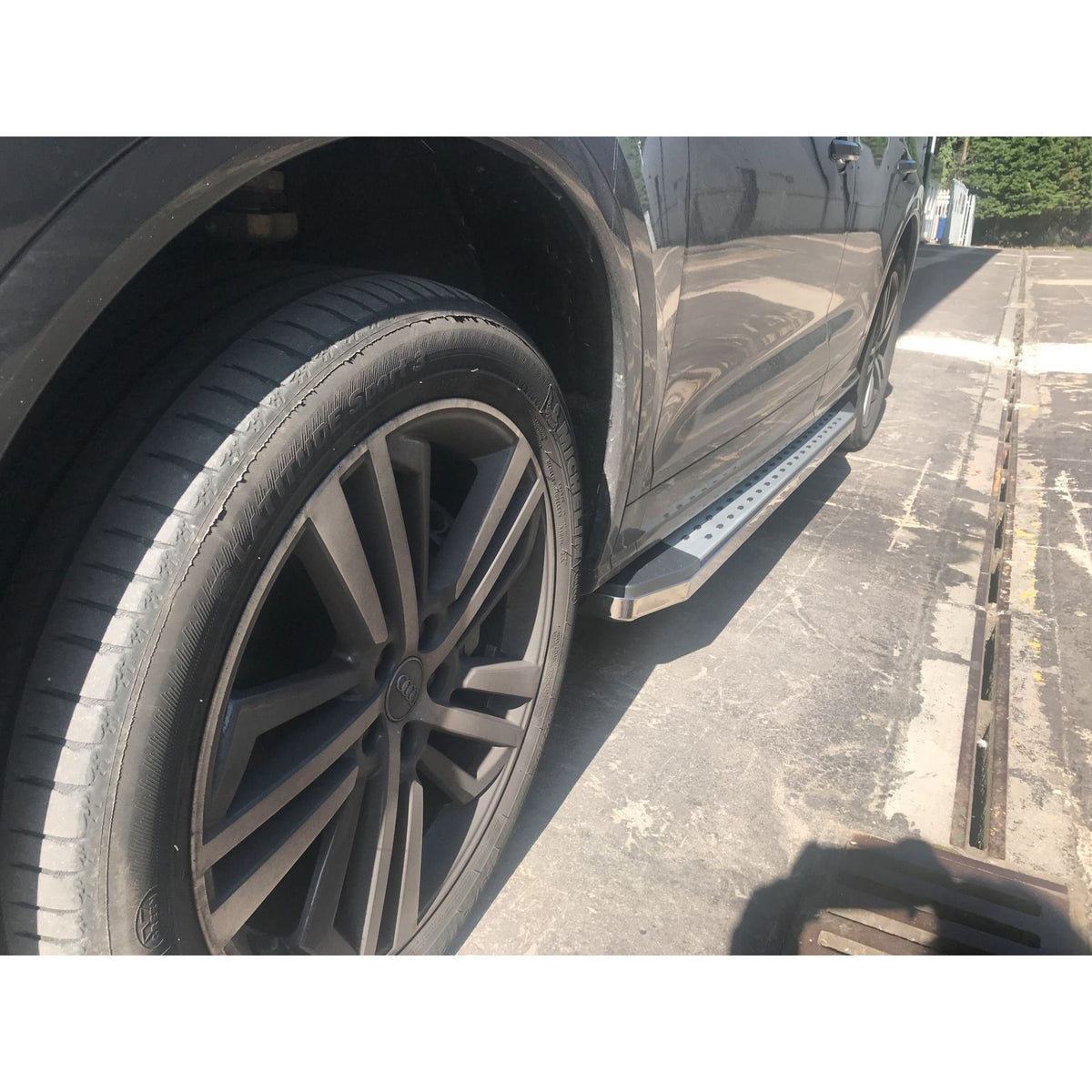 Direct4x4 Side Steps and Bars Freedom Side Steps Running Boards for the Audi Q5 e-tron 2022+
