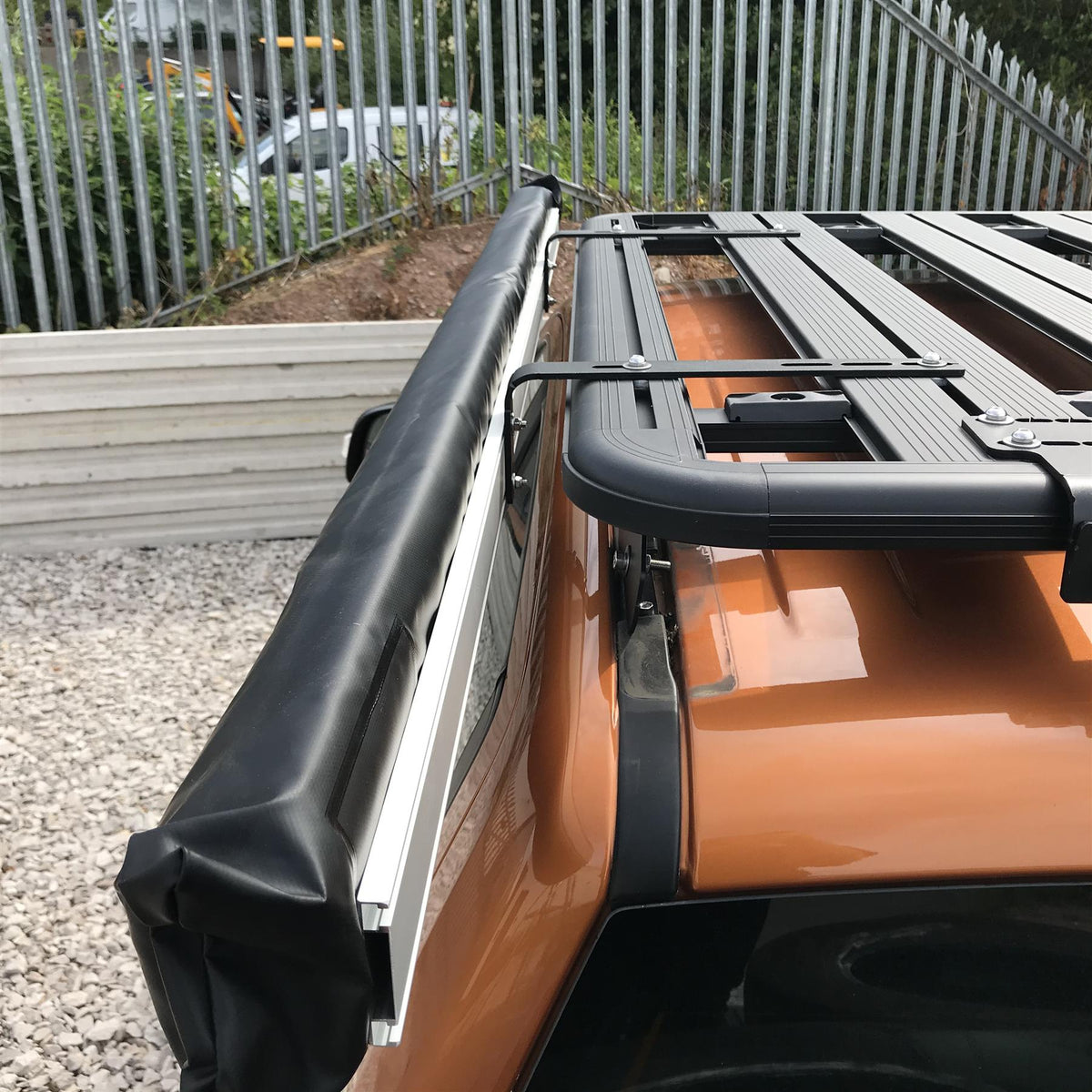 [CLEARANCE] Expedition Pull-out 2.5mx2.5m Forest Green Vehicle Side Awning