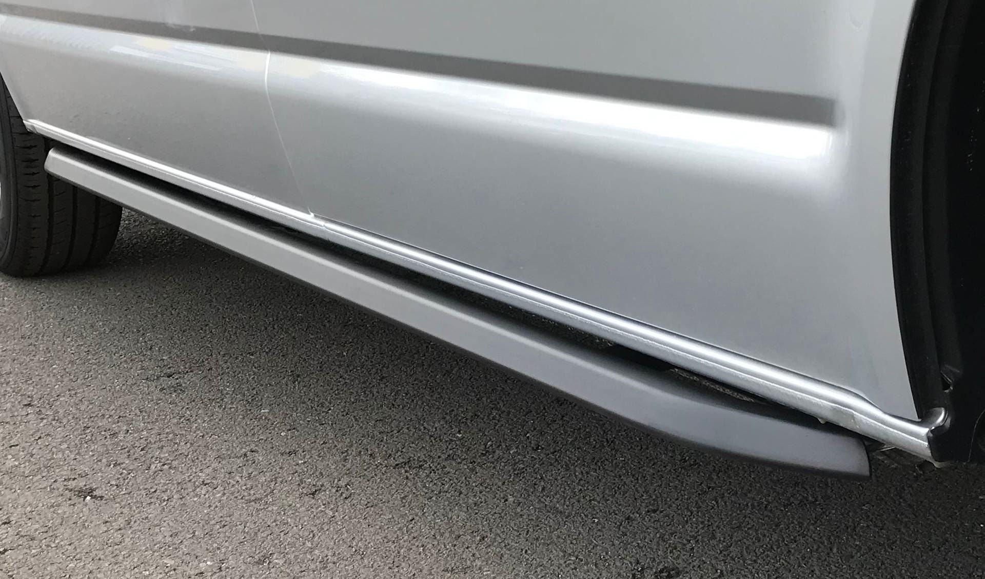 Direct4x4 Side Steps and Bars Black Angular OE Style Side Bars for the Volkswagen Transporter T5 SWB