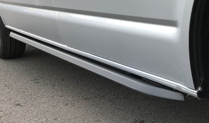 Direct4x4 Side Steps and Bars Black Angular OE Style Side Bars for the Volkswagen Transporter T5 SWB