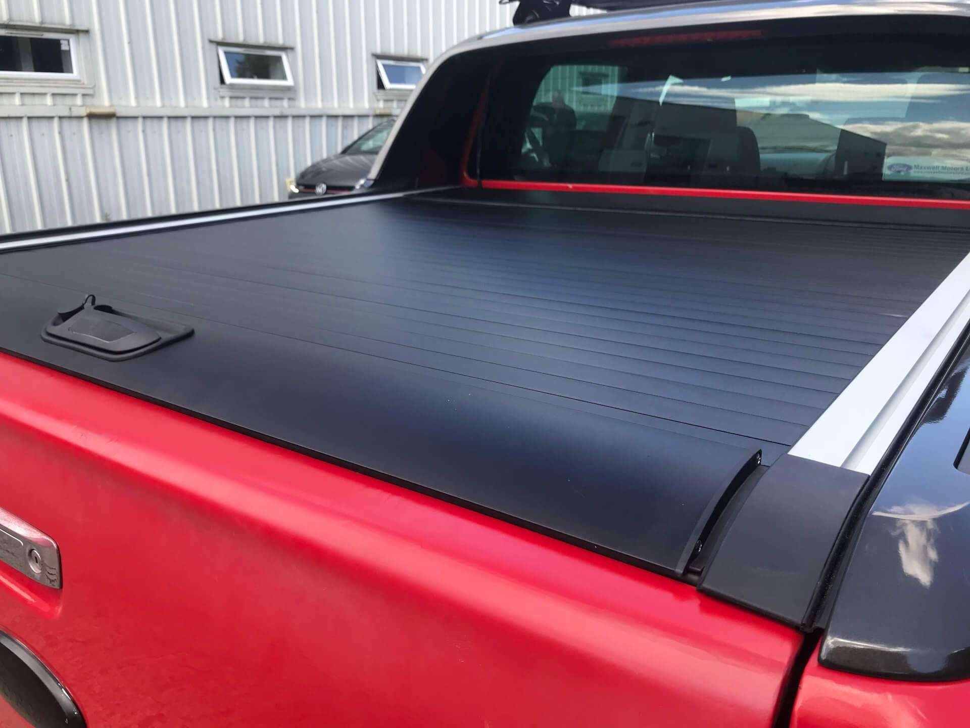 Direct4x4 Side Steps and Bars Roll & Lock Style Pickup Tonneau Cover for the Ford Ranger 2012+ (inc. Wildtrak)