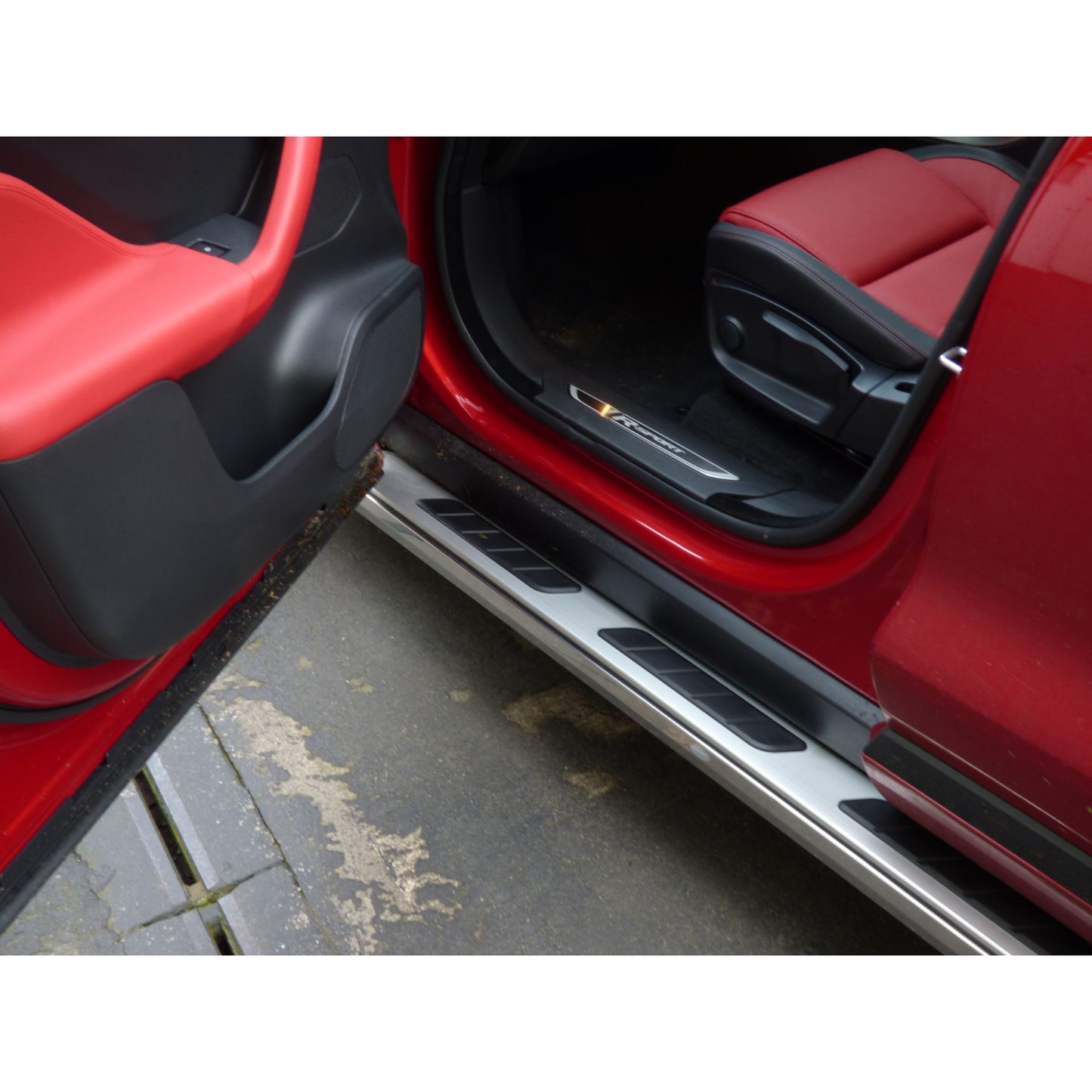 Suburban Side Steps Running Boards for Jaguar F-PACE 2016+