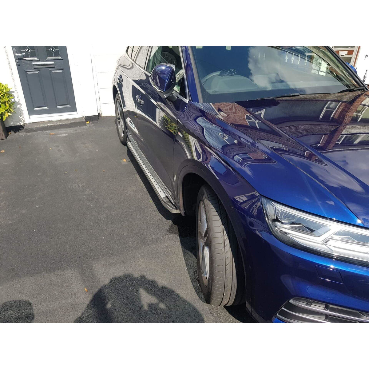 Direct4x4 Side Steps and Bars Freedom Side Steps Running Boards for the Audi Q5 e-tron 2022+