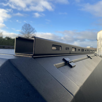 Direct4x4 Pickup Truck Hardtop Canopies Aluminium Trade Style Load Bed Hardtop Canopy for the Ford Ranger 2022+ MK4 T9 (P703) Double Cab