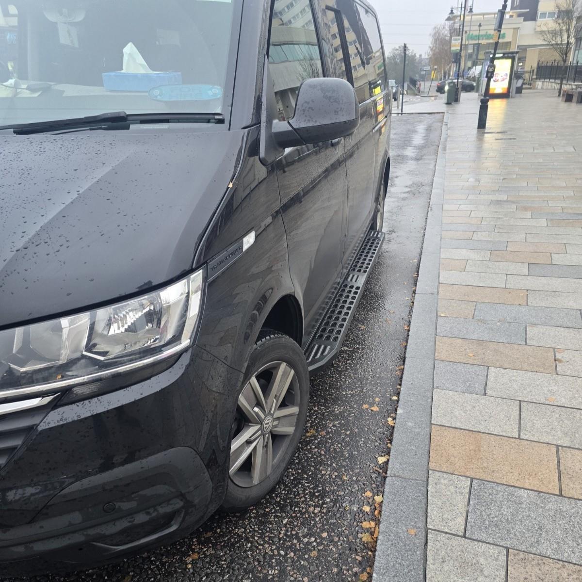Direct4x4 Side Steps and Bars LWB ONLY Black Powder Coated Side Steps for Volkswagen Transporter T5