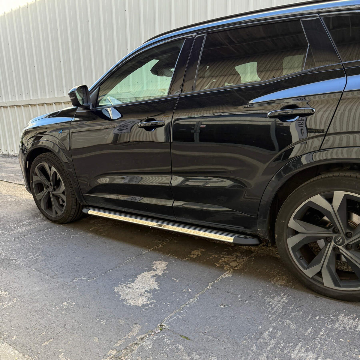 Direct4x4 Side Steps and Bars Stingray Side Steps Running Boards for the Renault Austral 2023+